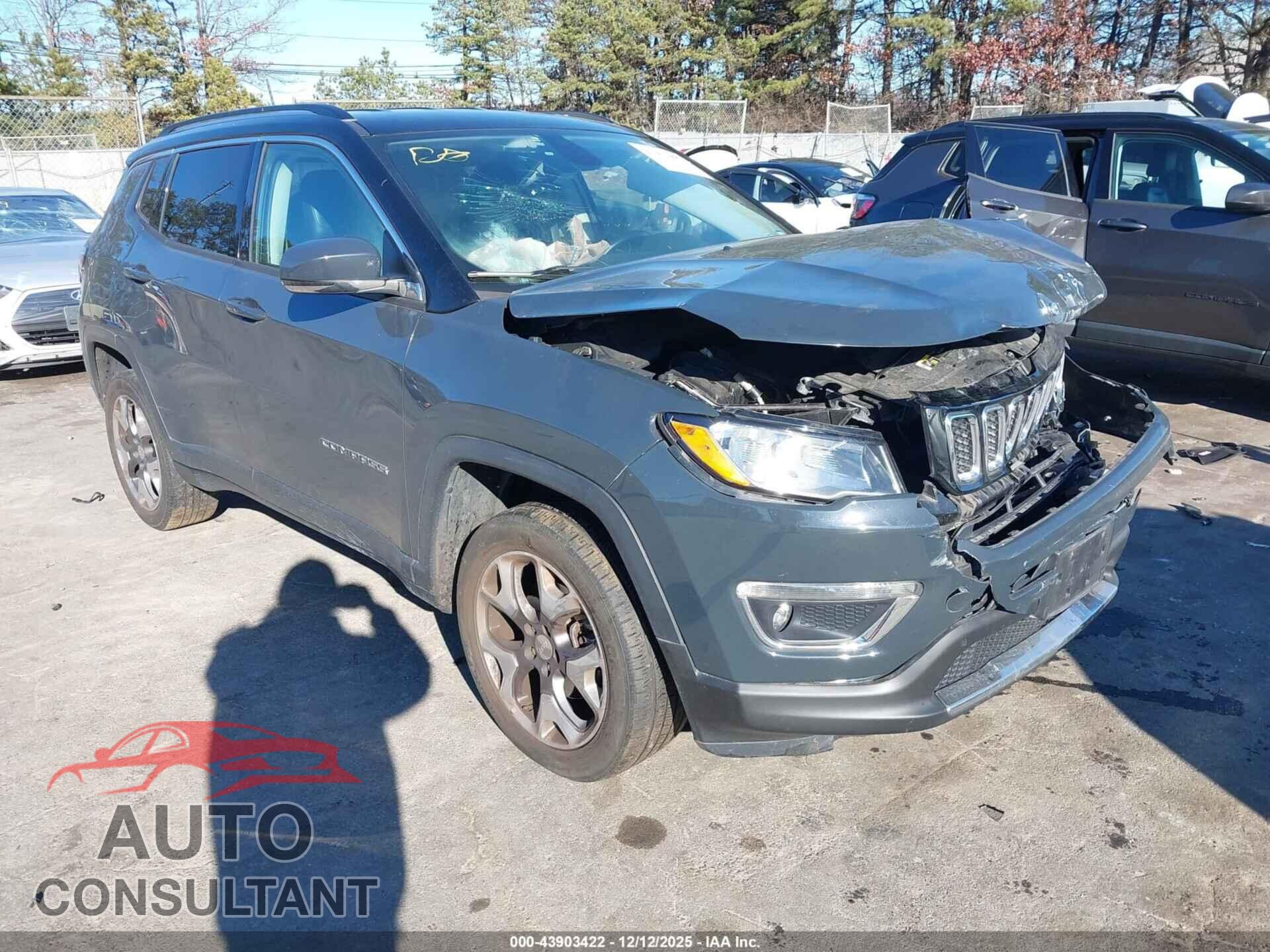 JEEP COMPASS 2018 - 3C4NJDCB2JT180237