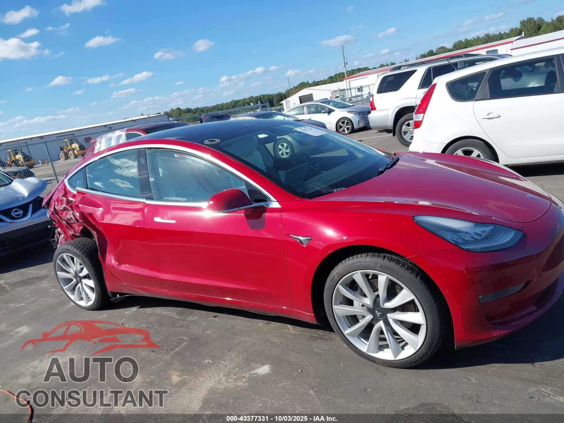 TESLA MODEL 3 2019 - 5YJ3E1EB7KF454555