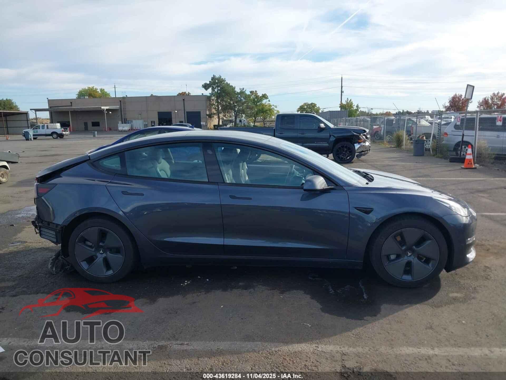 TESLA MODEL 3 2023 - 5YJ3E1EA2PF564539