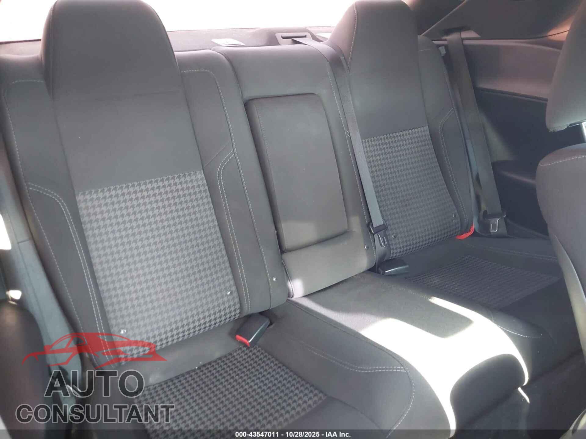 DODGE CHALLENGER 2016 - 2C3CDZAG8GH284103