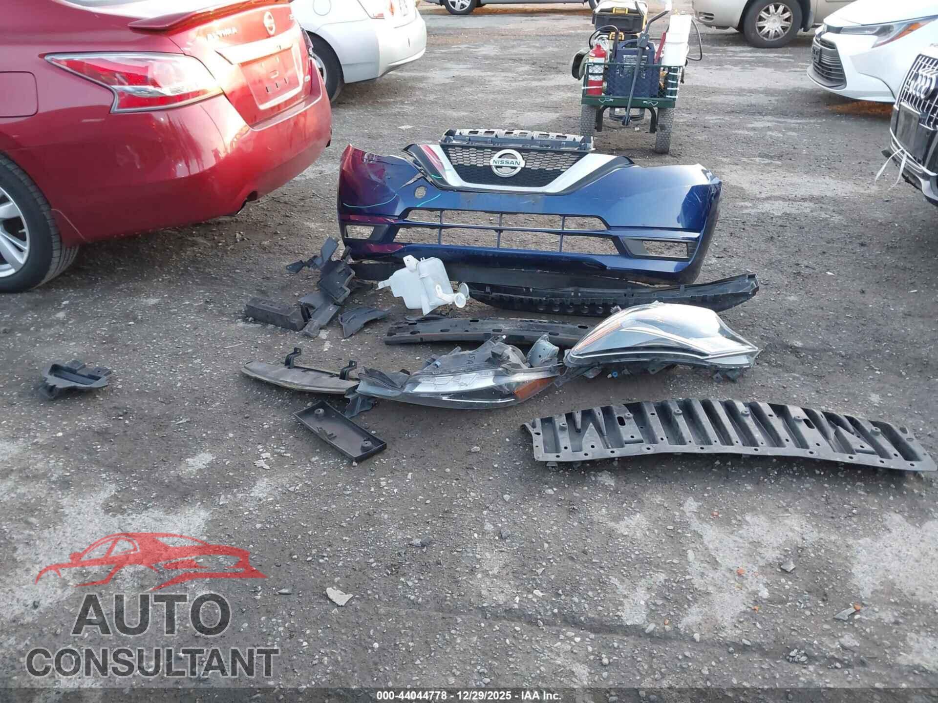 NISSAN VERSA NOTE 2017 - 3N1CE2CP3HL355149