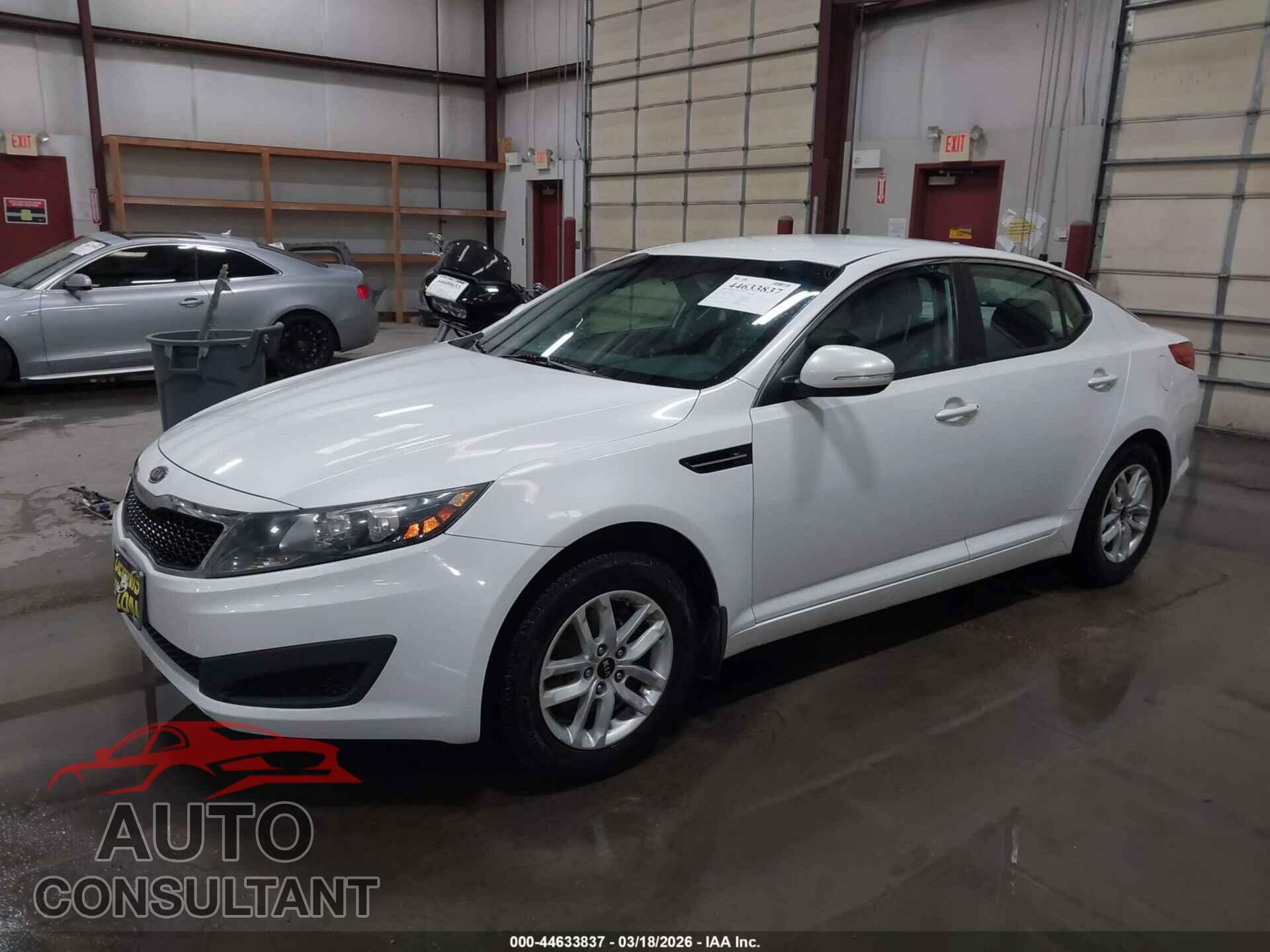 KIA OPTIMA 2011 - KNAGM4A78B5128575