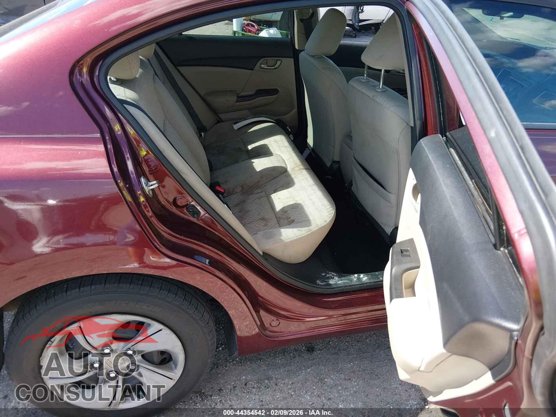 HONDA CIVIC 2014 - 19XFB2F53EE070643