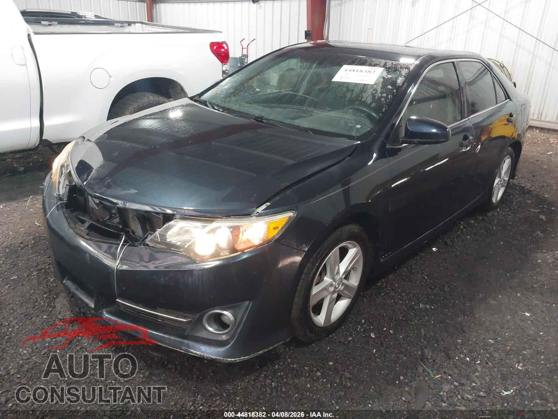TOYOTA CAMRY 2014 - 4T1BF1FK1EU363473