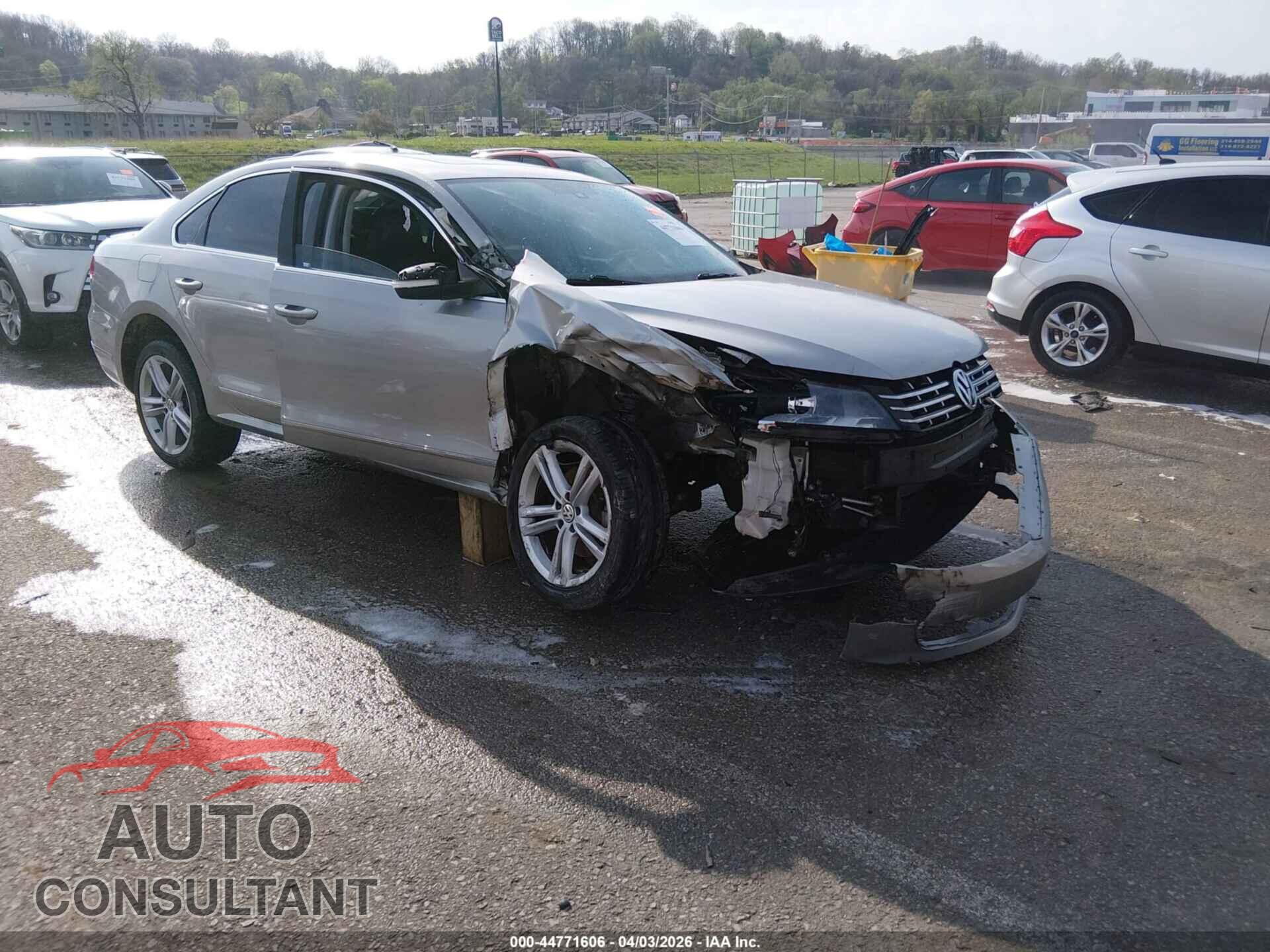 VOLKSWAGEN PASSAT 2014 - 1VWCN7A32EC005560