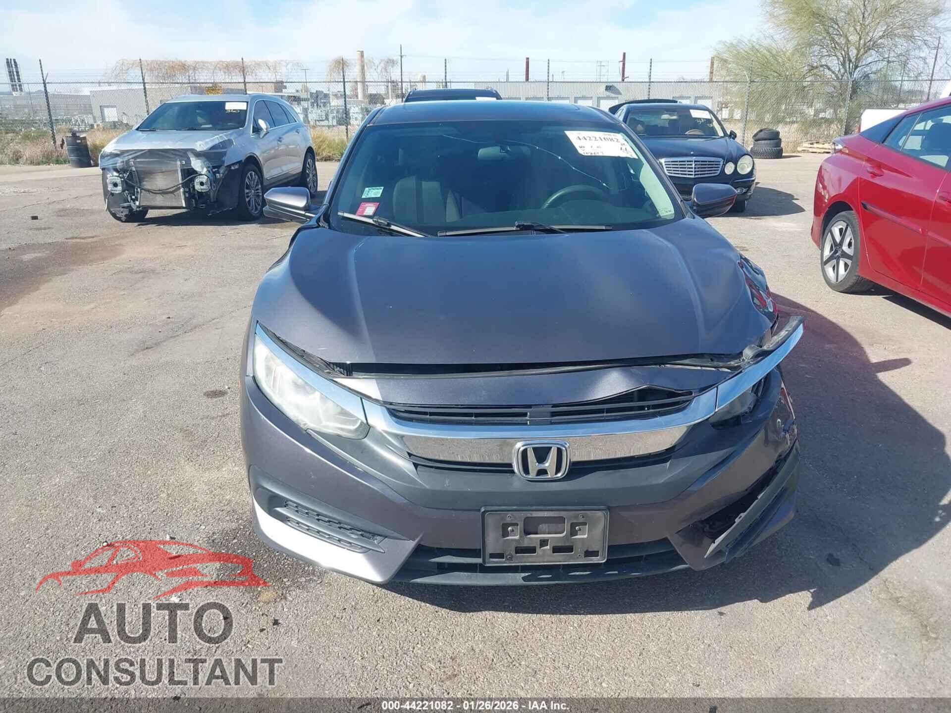HONDA CIVIC 2017 - 2HGFC2F77HH524496