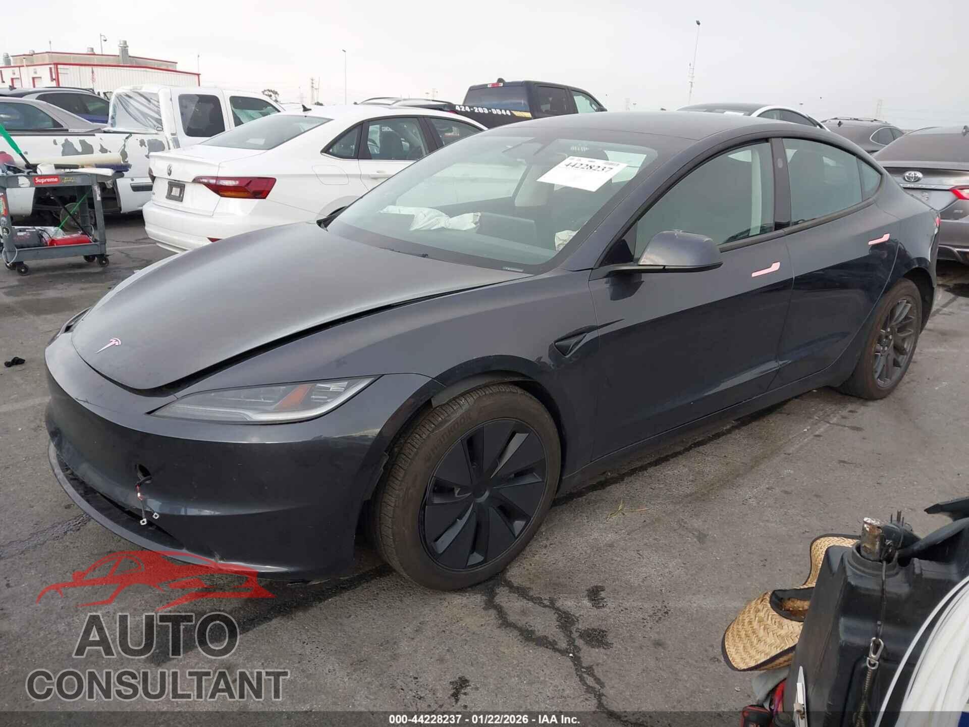 TESLA MODEL 3 2025 - 5YJ3E1EA9SF987580