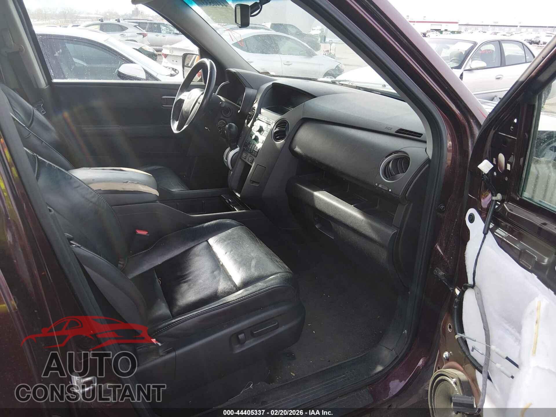HONDA PILOT 2011 - 5FNYF4H59BB071596