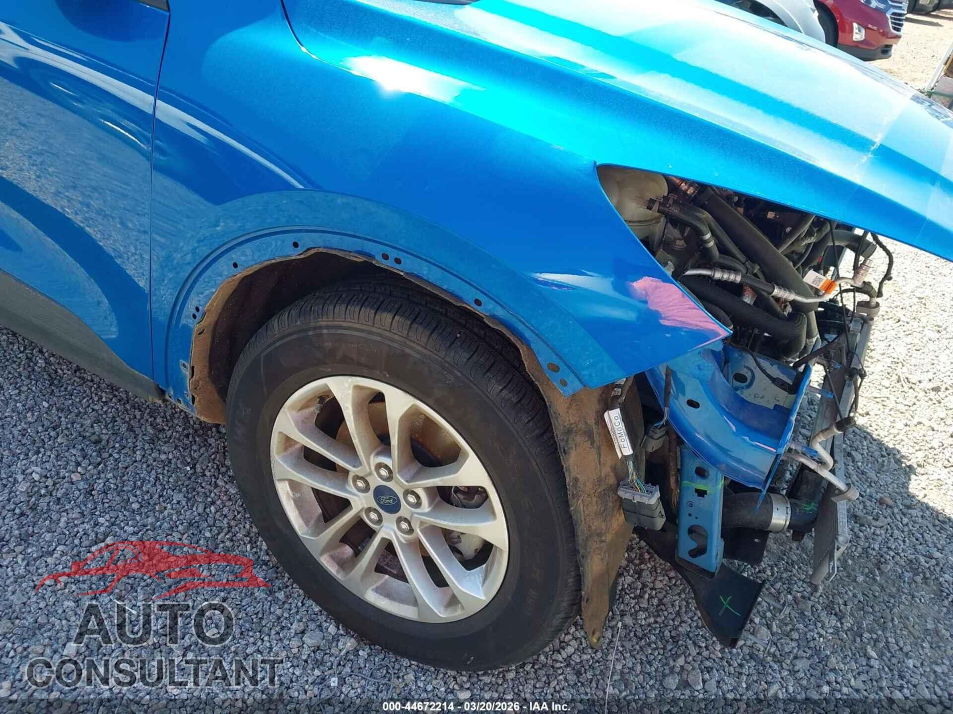 FORD ESCAPE 2020 - 1FMCU0G67LUA21853
