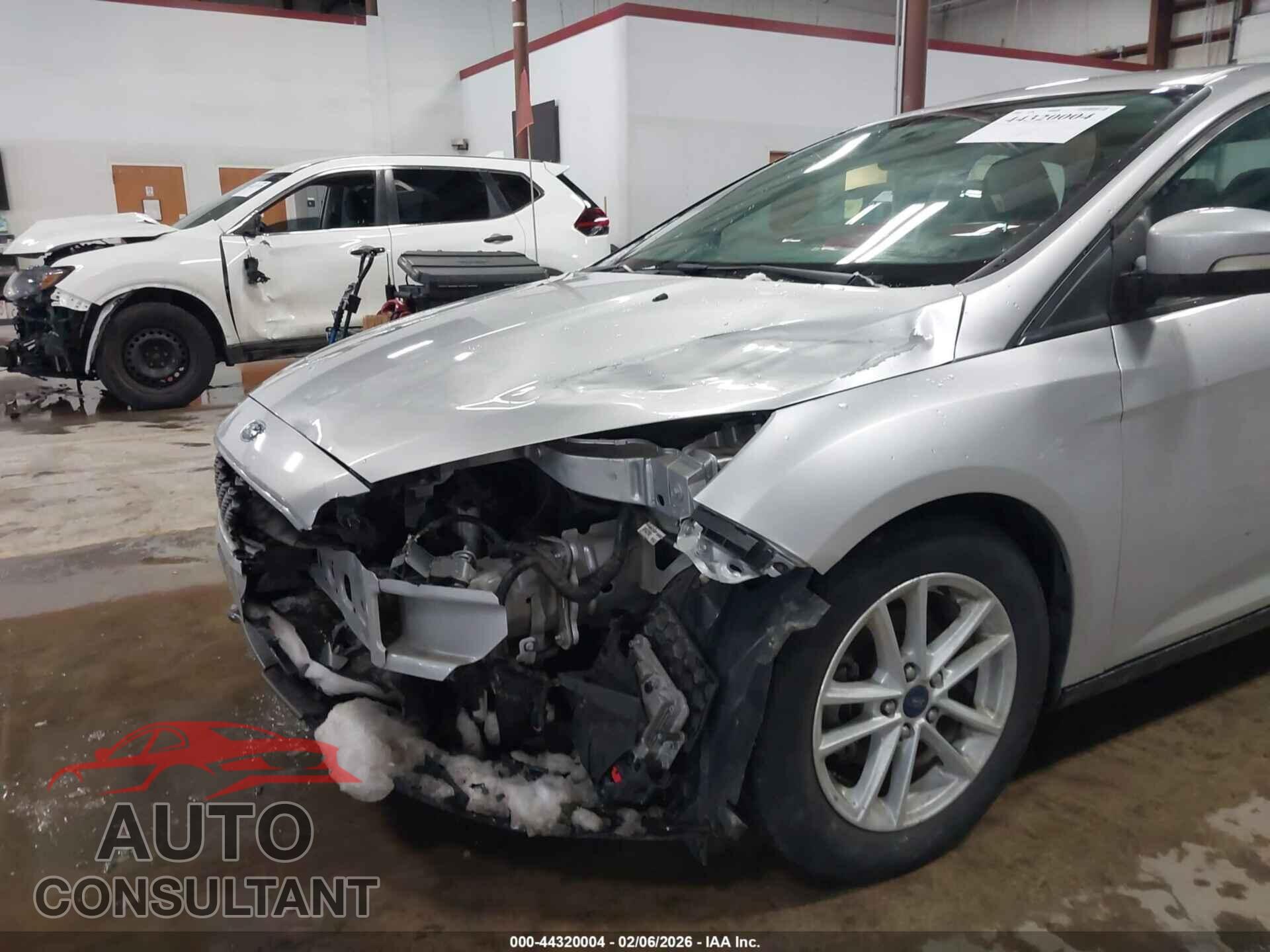 FORD FOCUS 2017 - 1FADP3F27HL288414
