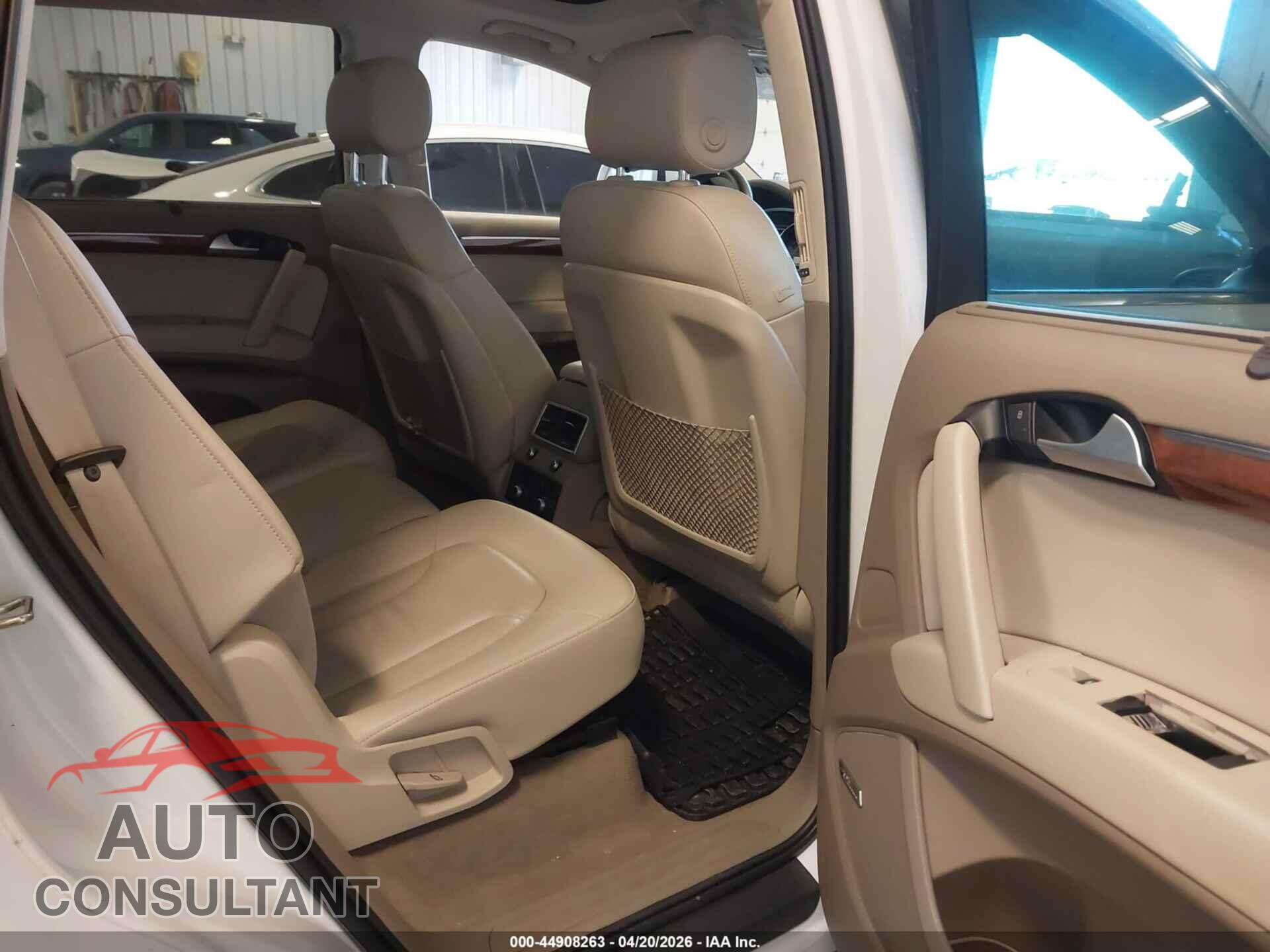AUDI Q7 2015 - WA1LGAFE3FD007733