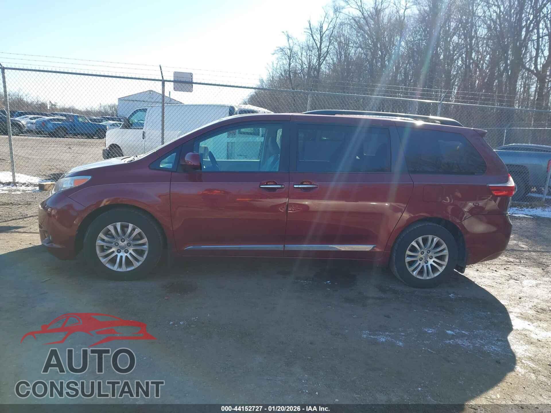 TOYOTA SIENNA 2015 - 5TDYK3DC4FS543473