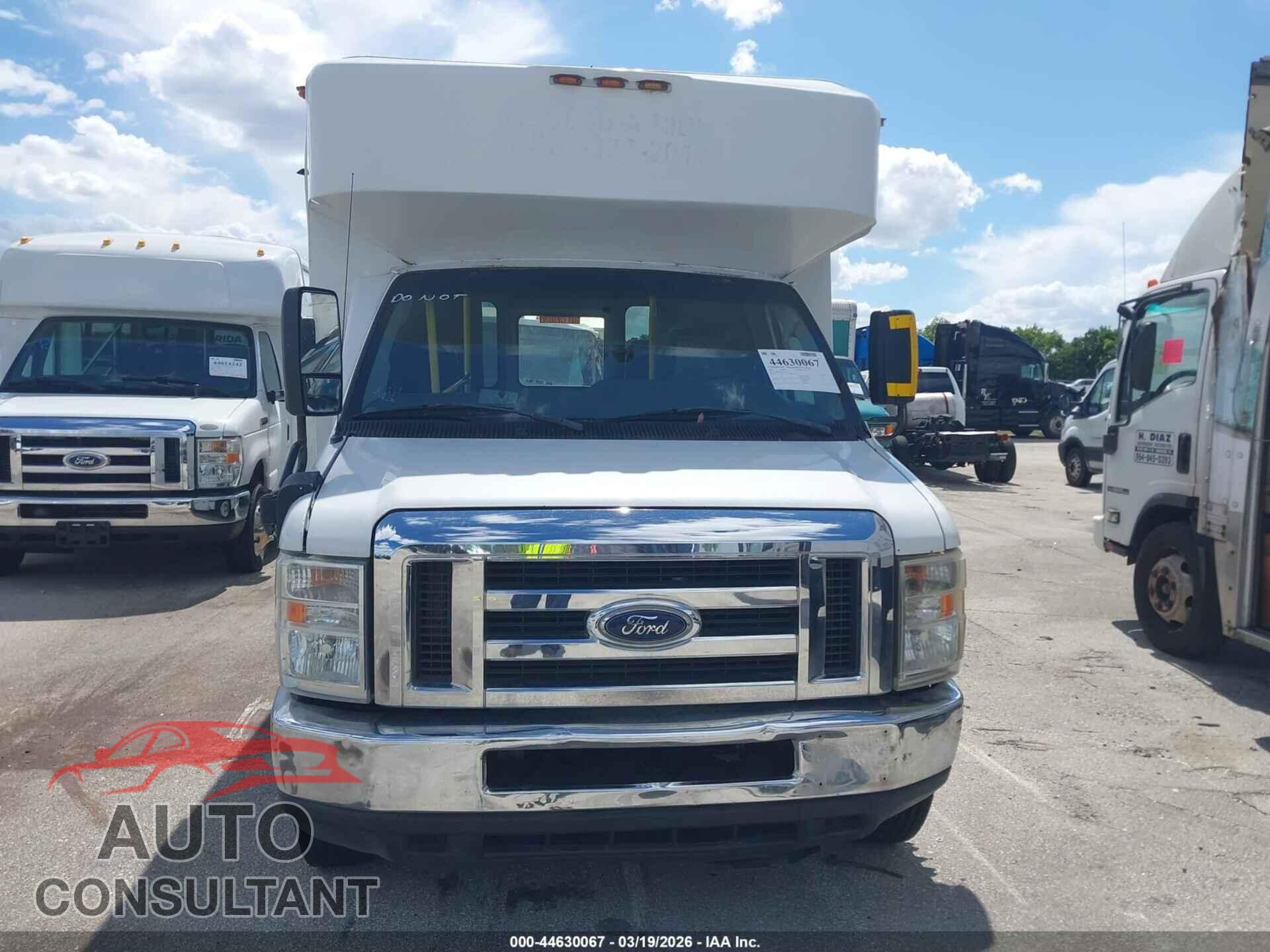 FORD E-350 CUTAWAY 2009 - 1FDEE35PX9DA92105