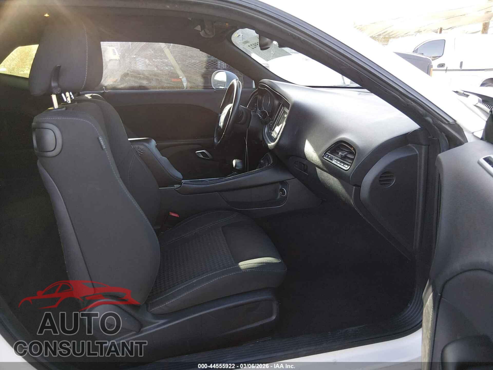 DODGE CHALLENGER 2016 - 2C3CDZBT6GH299971