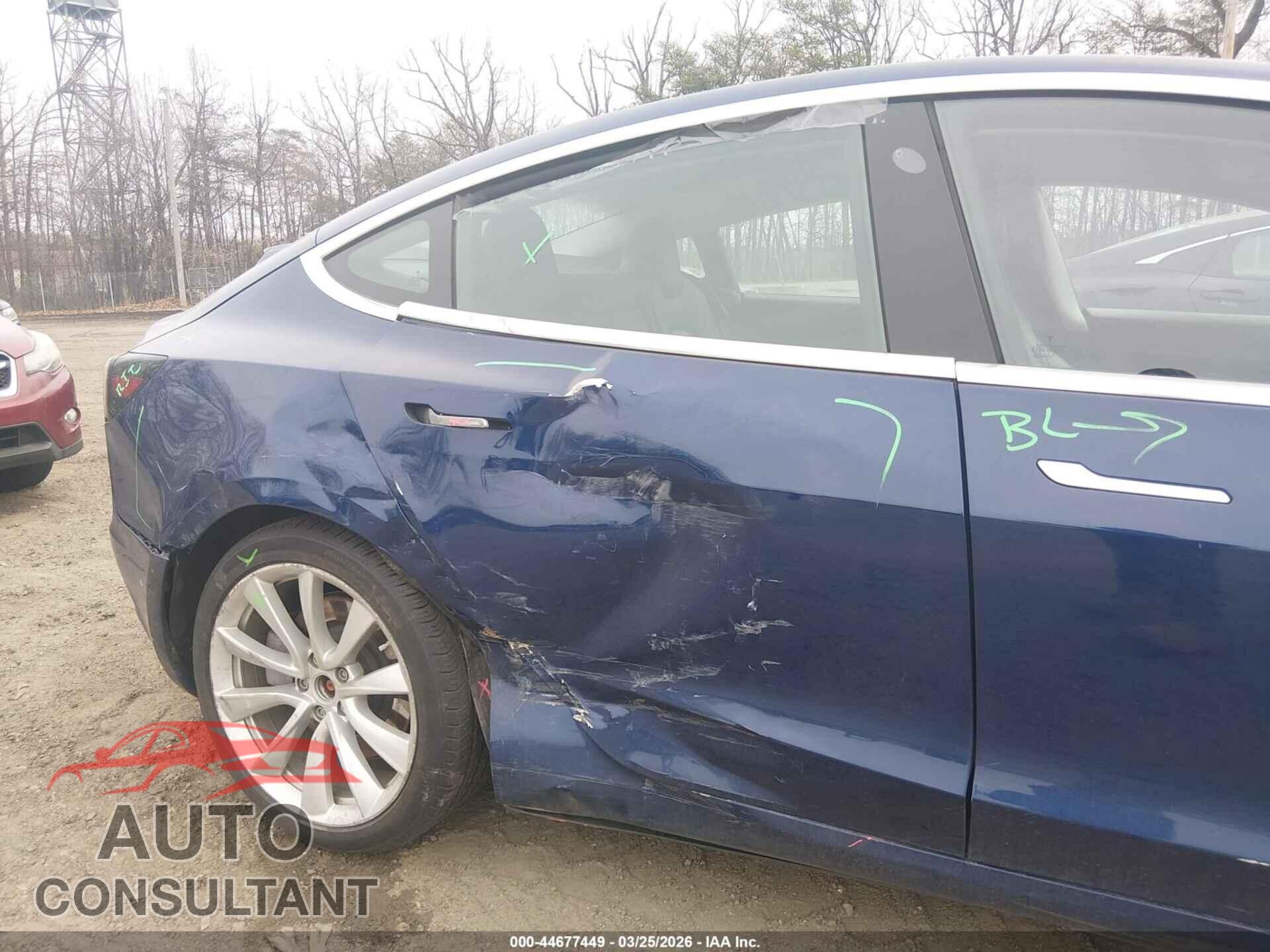 TESLA MODEL 3 2019 - 5YJ3E1EA5KF314592