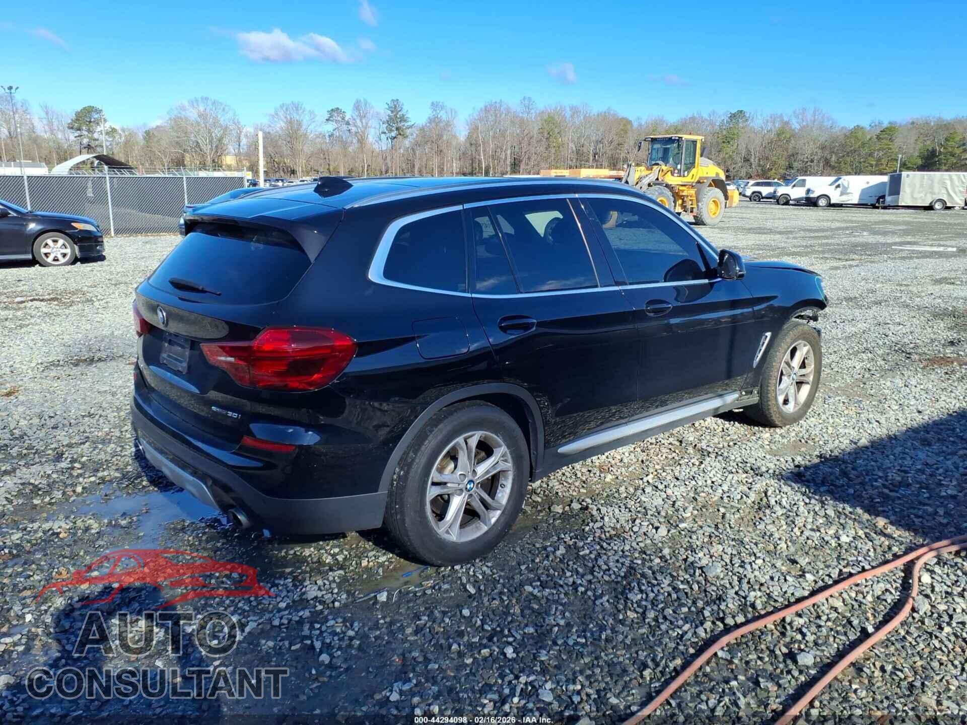 BMW X3 2019 - 5UXTR7C54KLF32003