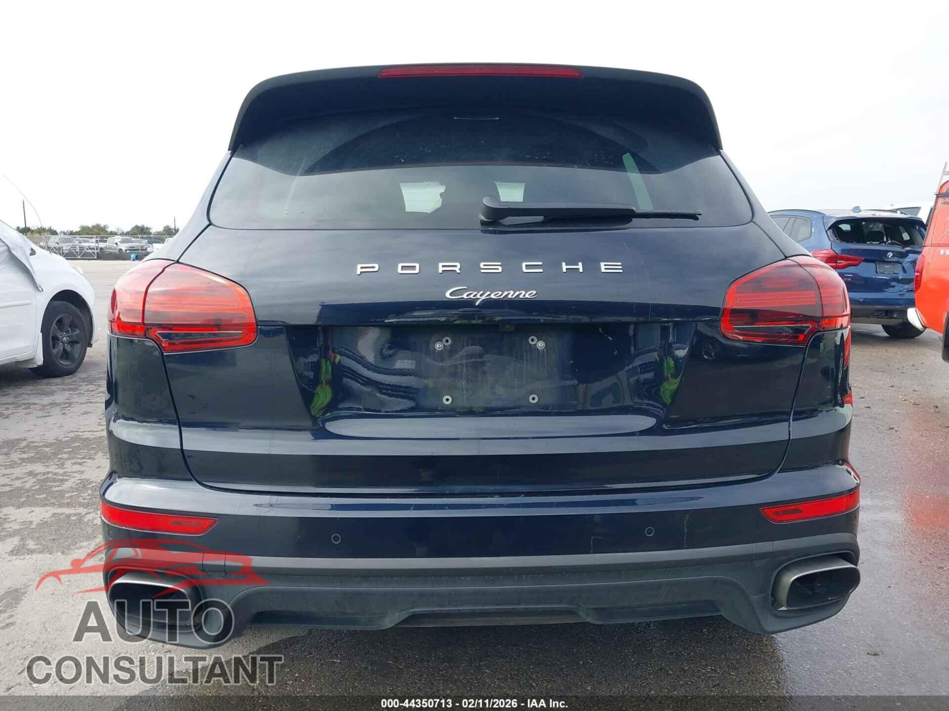 PORSCHE CAYENNE 2018 - WP1AA2A20JKA05054