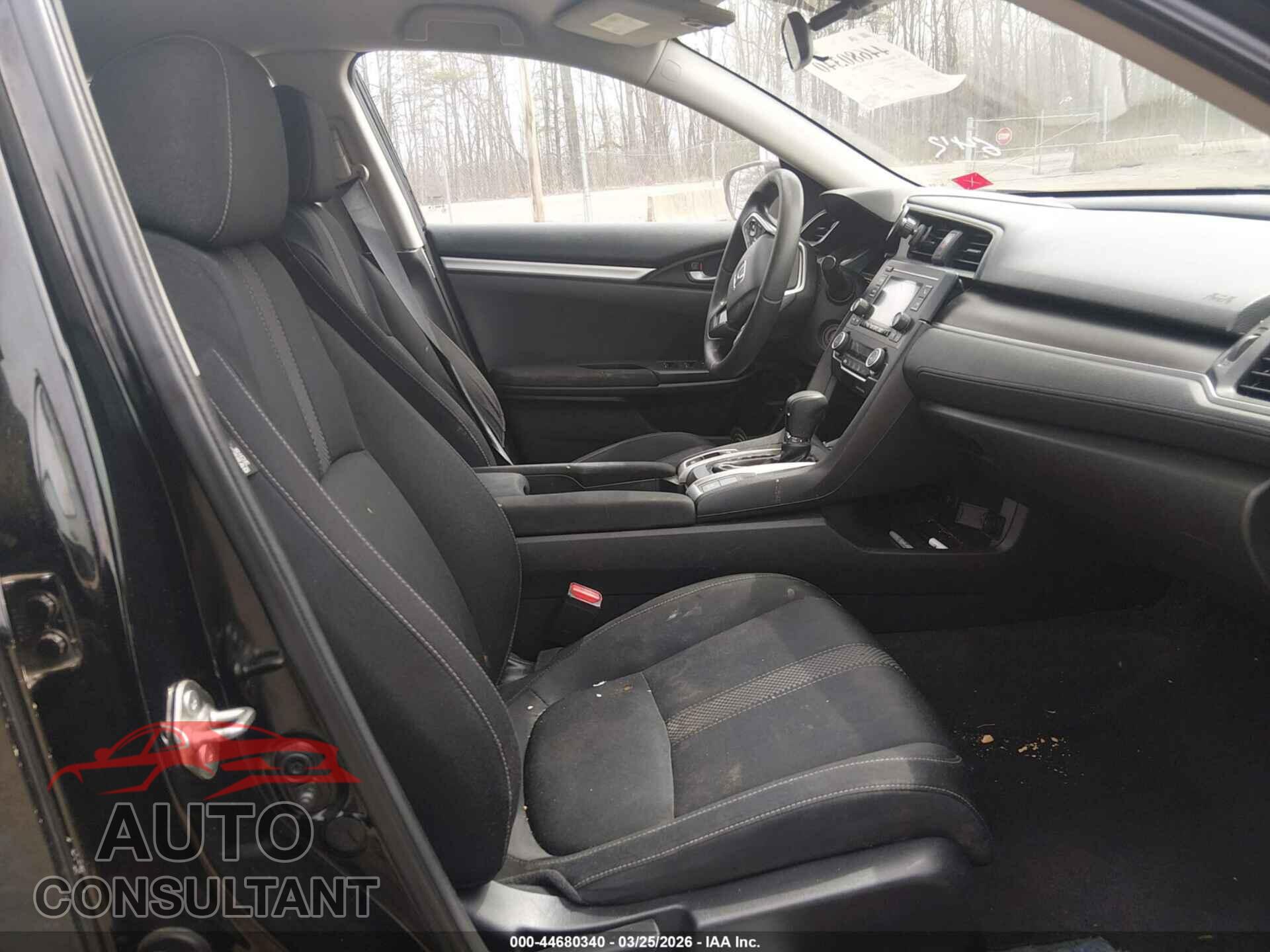 HONDA CIVIC 2019 - 2HGFC2F66KH536623