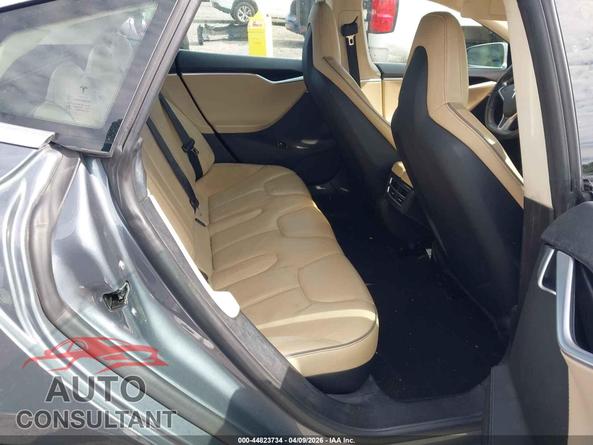TESLA MODEL S 2013 - 5YJSA1CP3DFP23840