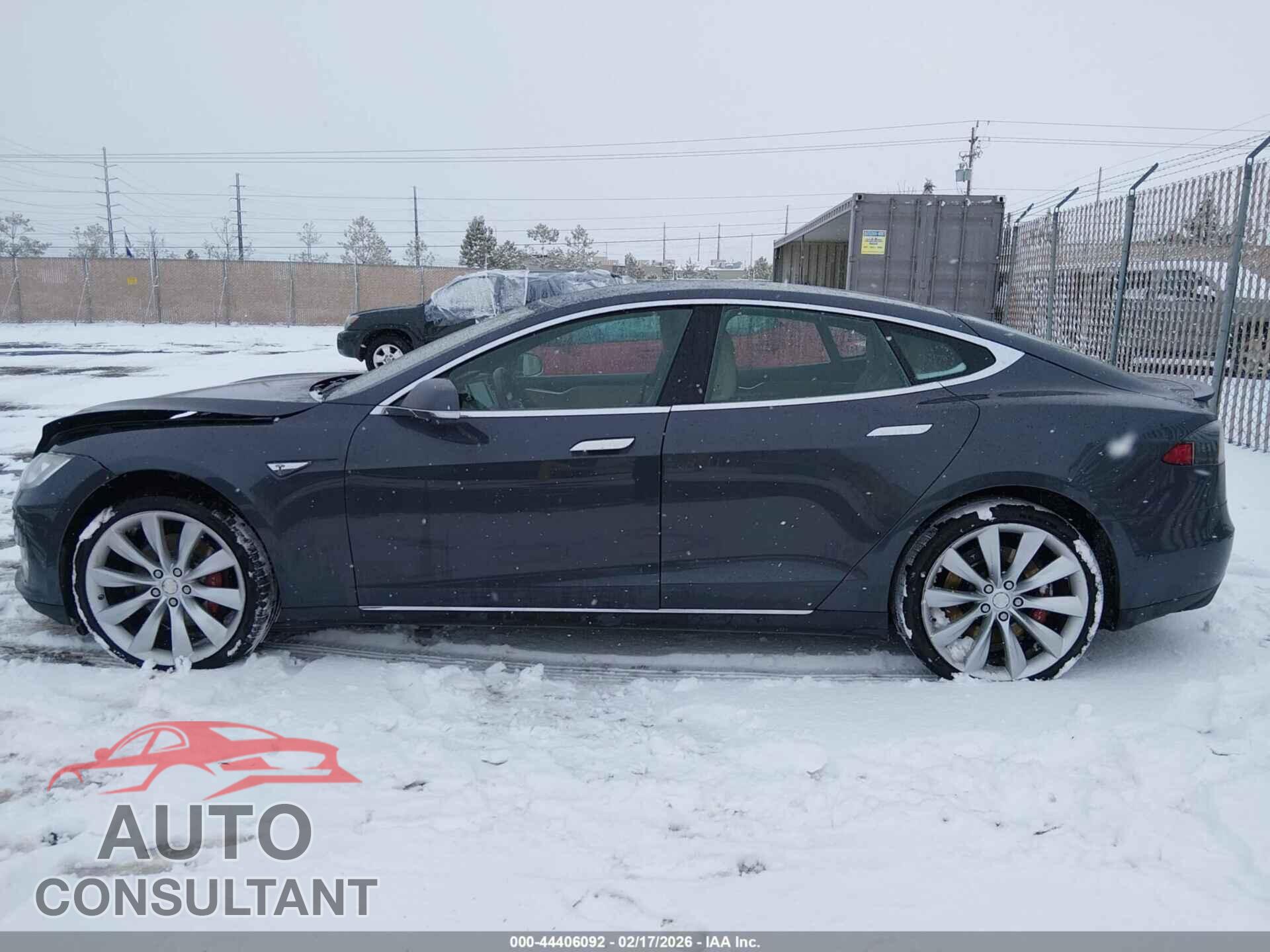 TESLA MODEL S 2015 - 5YJSA1E26FF112074