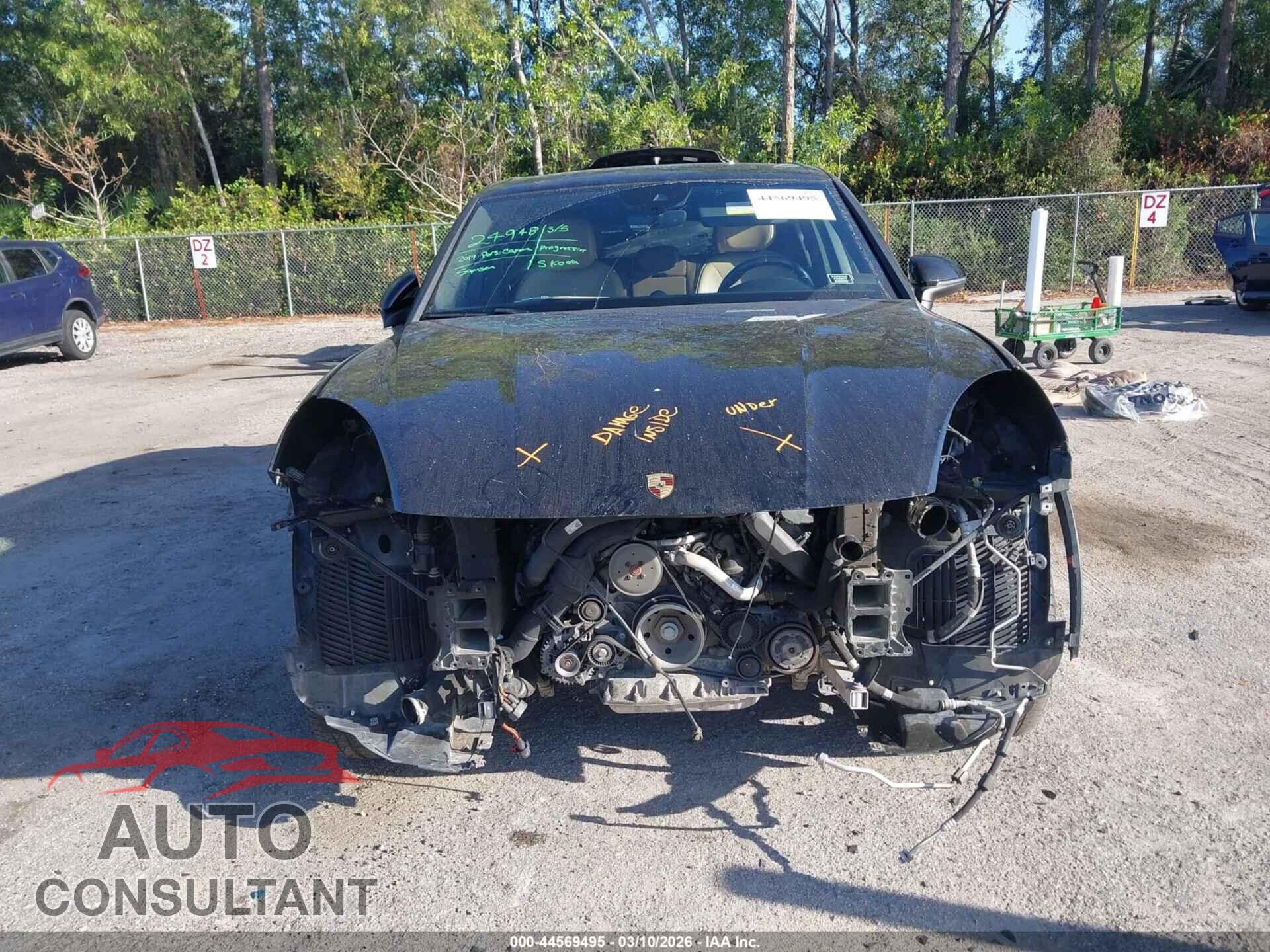 PORSCHE CAYENNE 2019 - WP1AA2AY0KDA06313