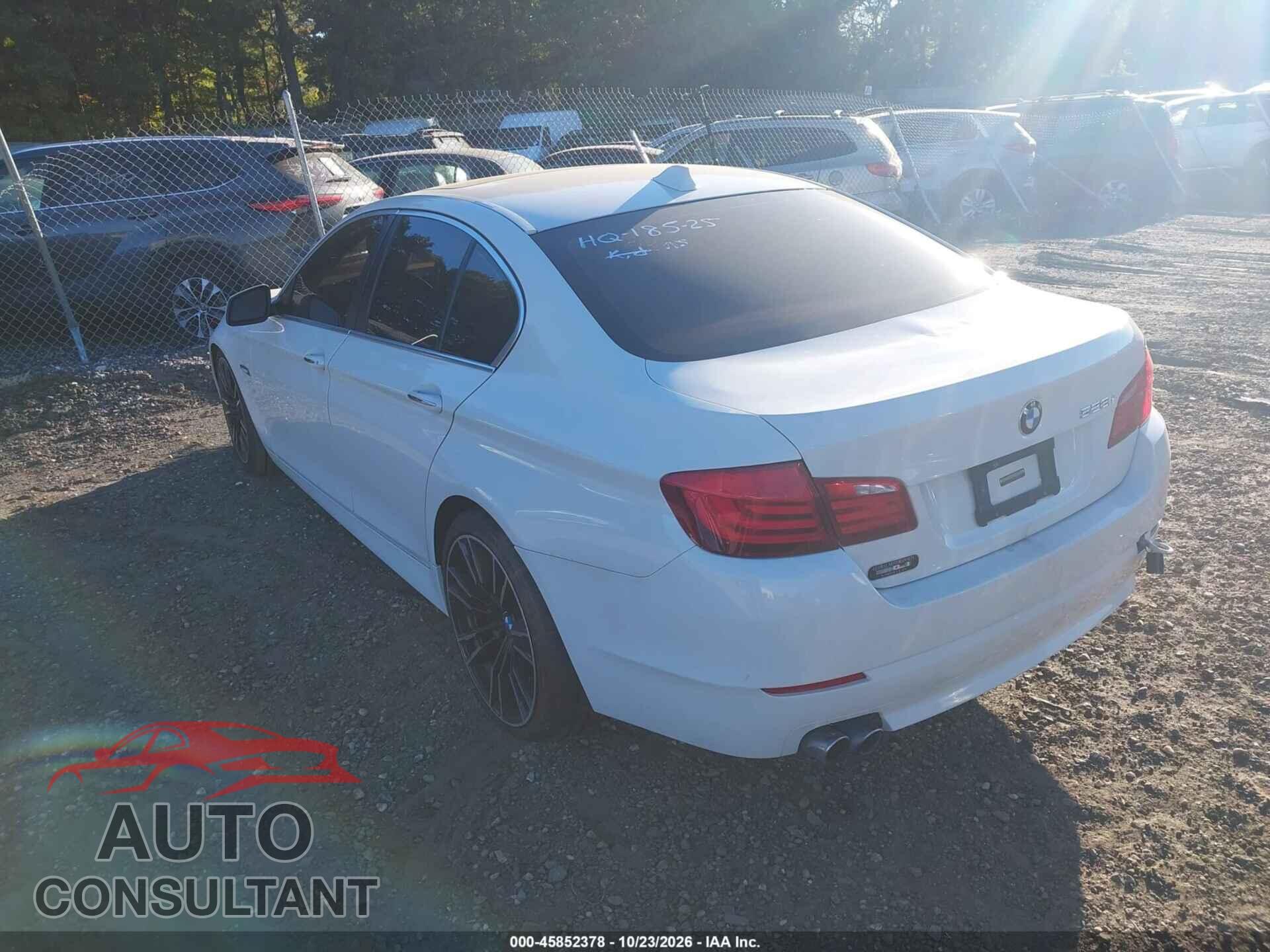 BMW 528I 2011 - WBAFR1C52BC744436