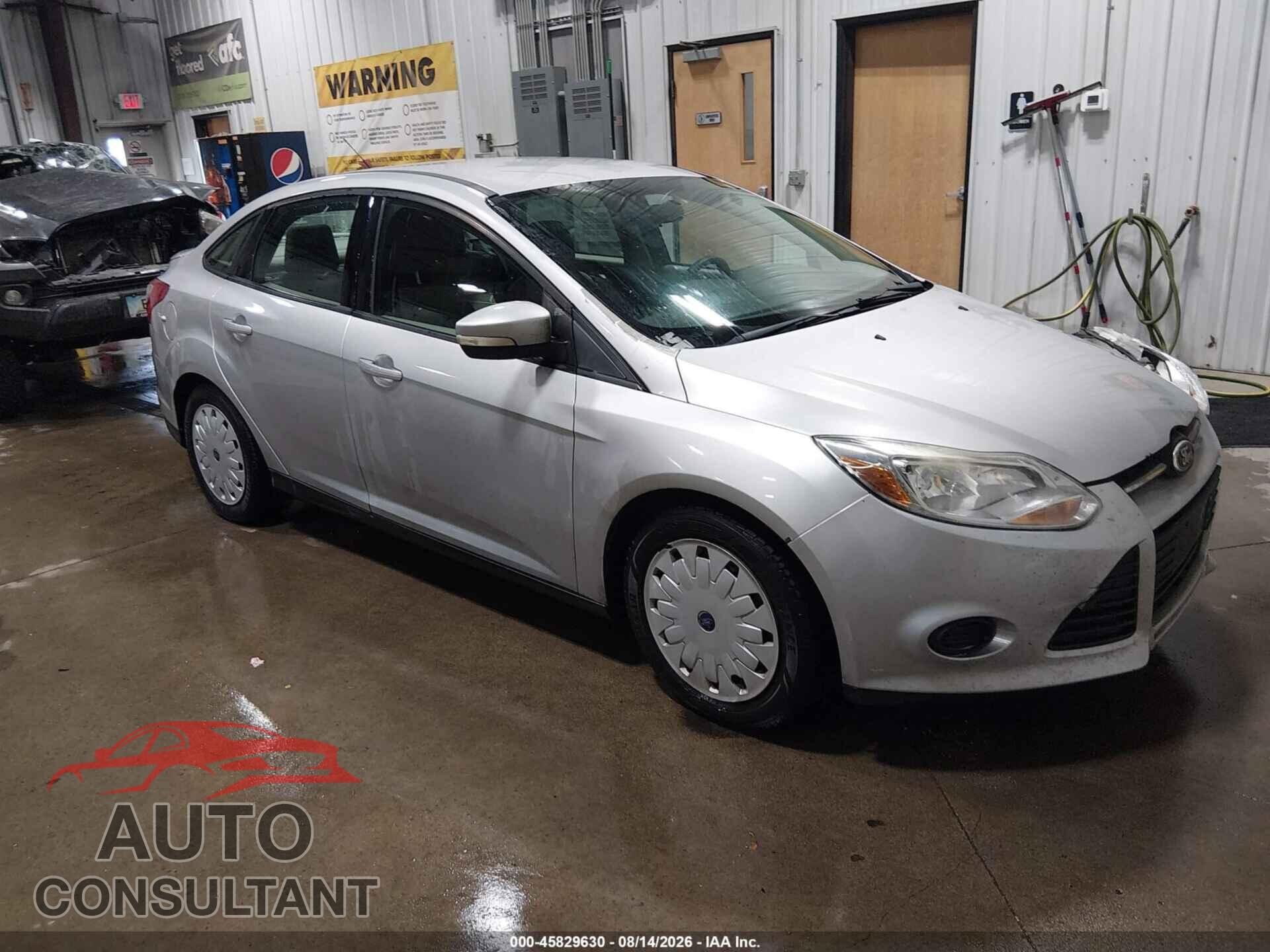 FORD FOCUS 2014 - 1FADP3F26EL356620