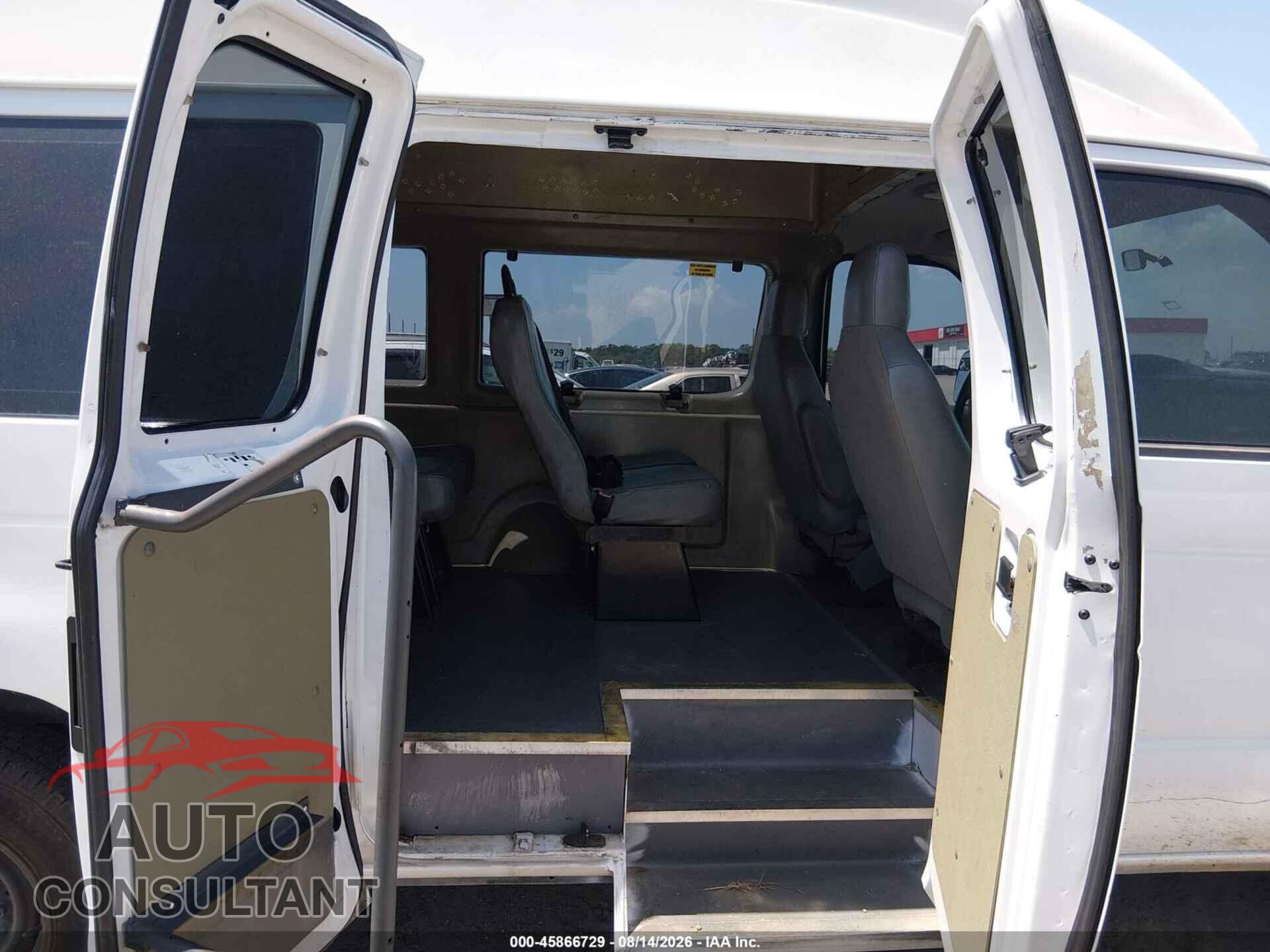 FORD E-150 2010 - 1FTNS1EW0ADB02718