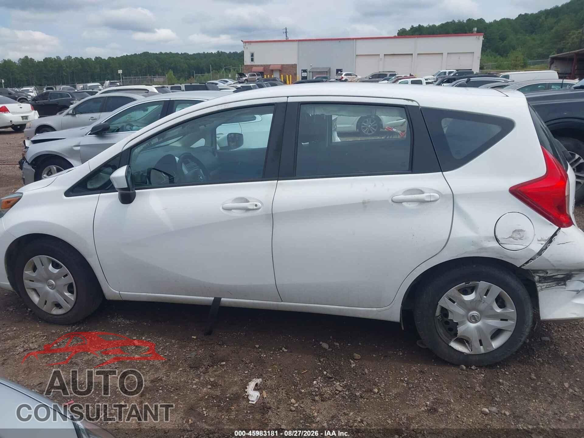 NISSAN VERSA NOTE 2017 - 3N1CE2CP2HL358155