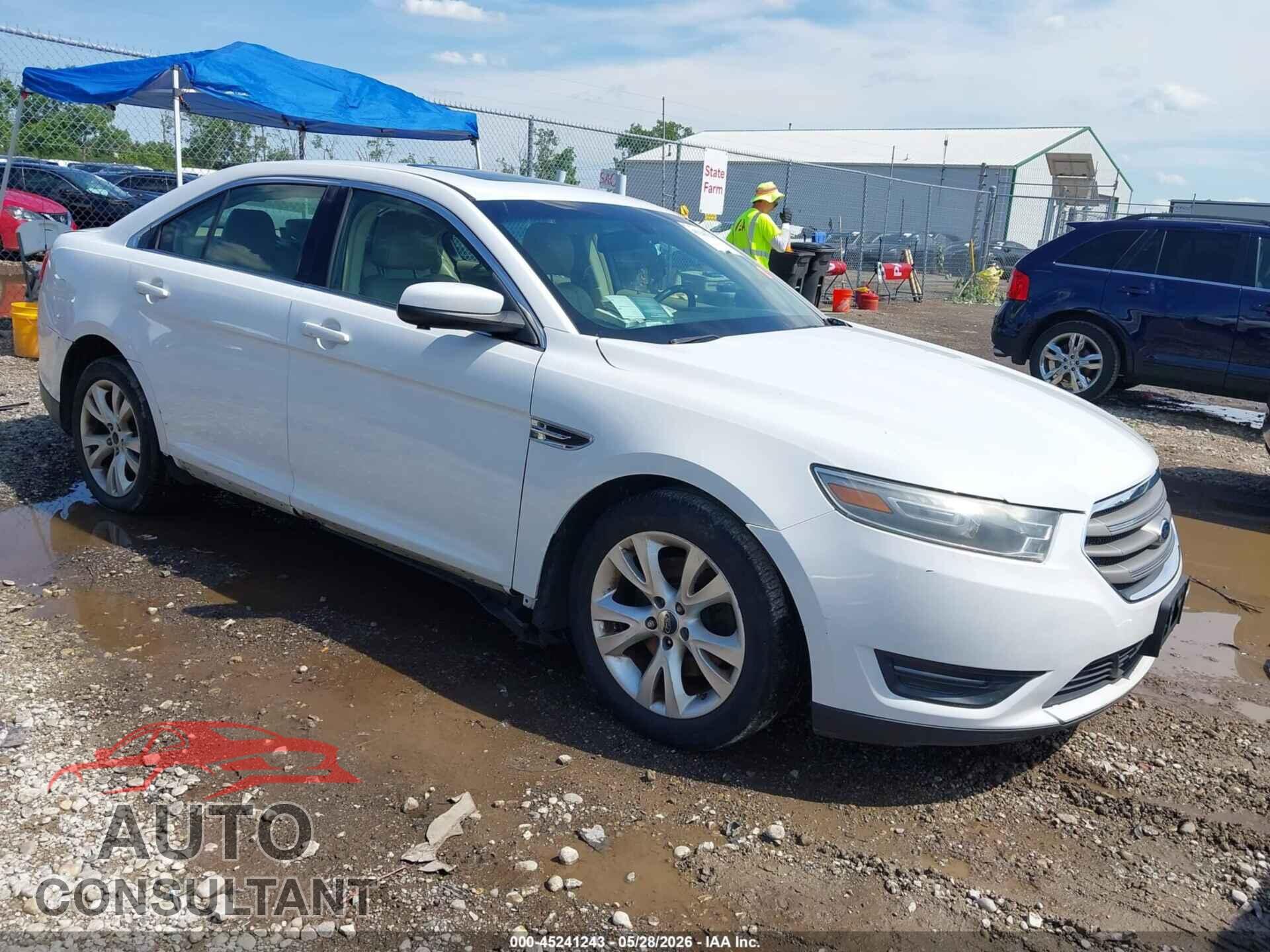 FORD TAURUS 2013 - 1FAHP2E84DG159499