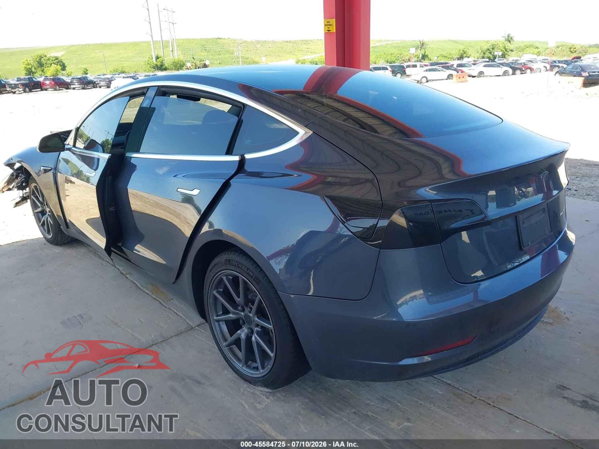 TESLA MODEL 3 2020 - 5YJ3E1EB2LF774870