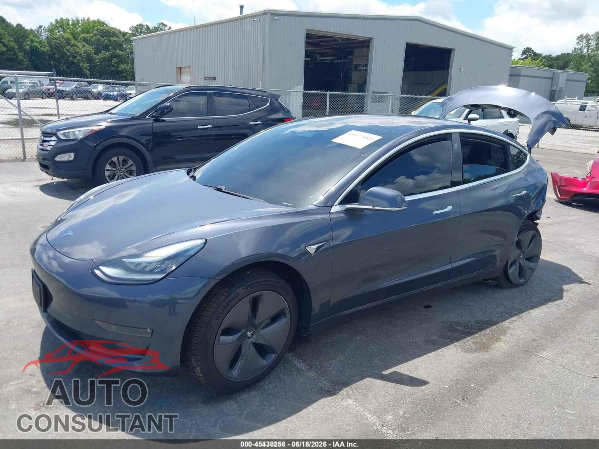 TESLA MODEL 3 2018 - 5YJ3E1EA8JF026659
