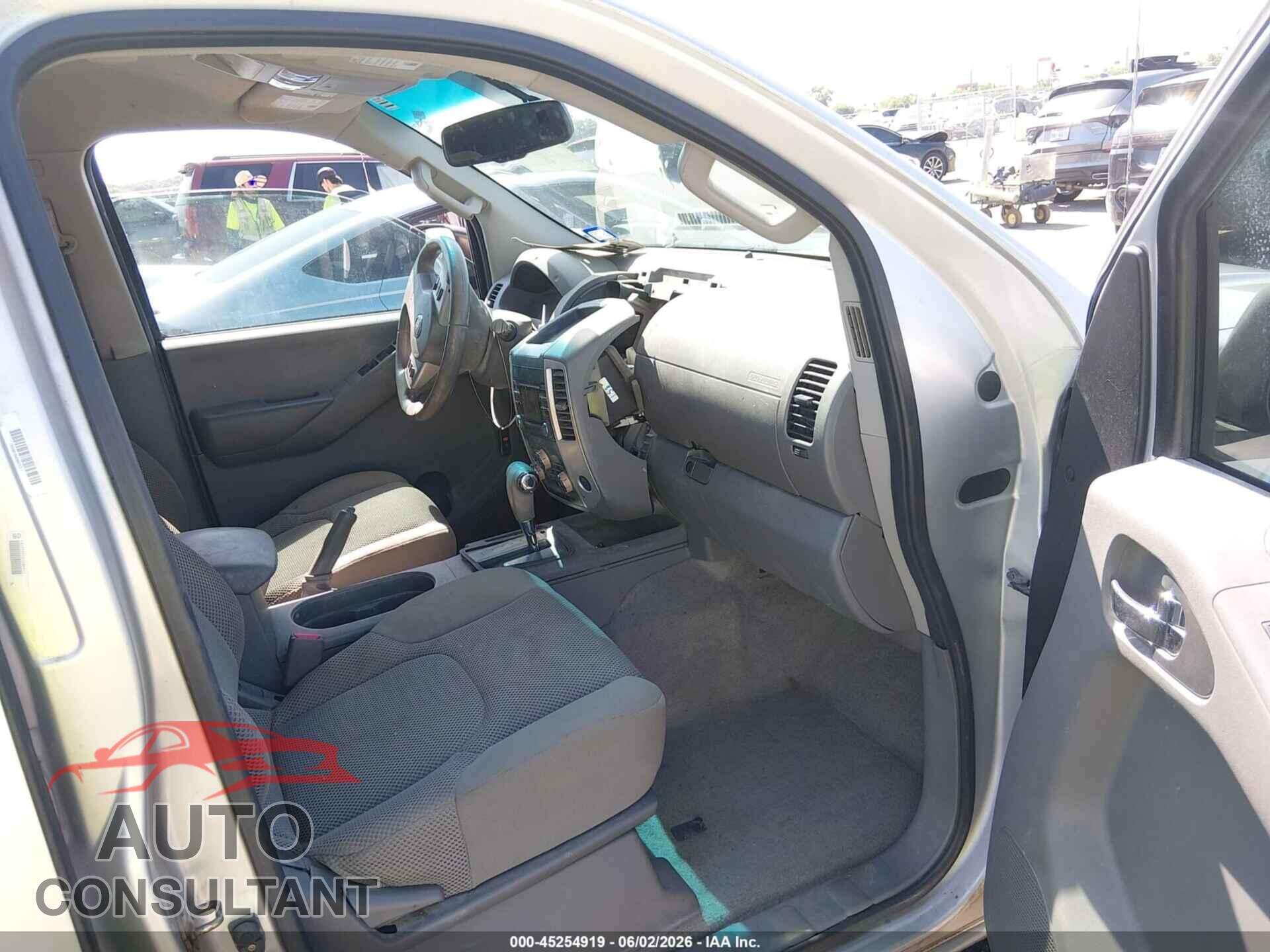 NISSAN FRONTIER 2013 - 1N6AD0EV1DN738196