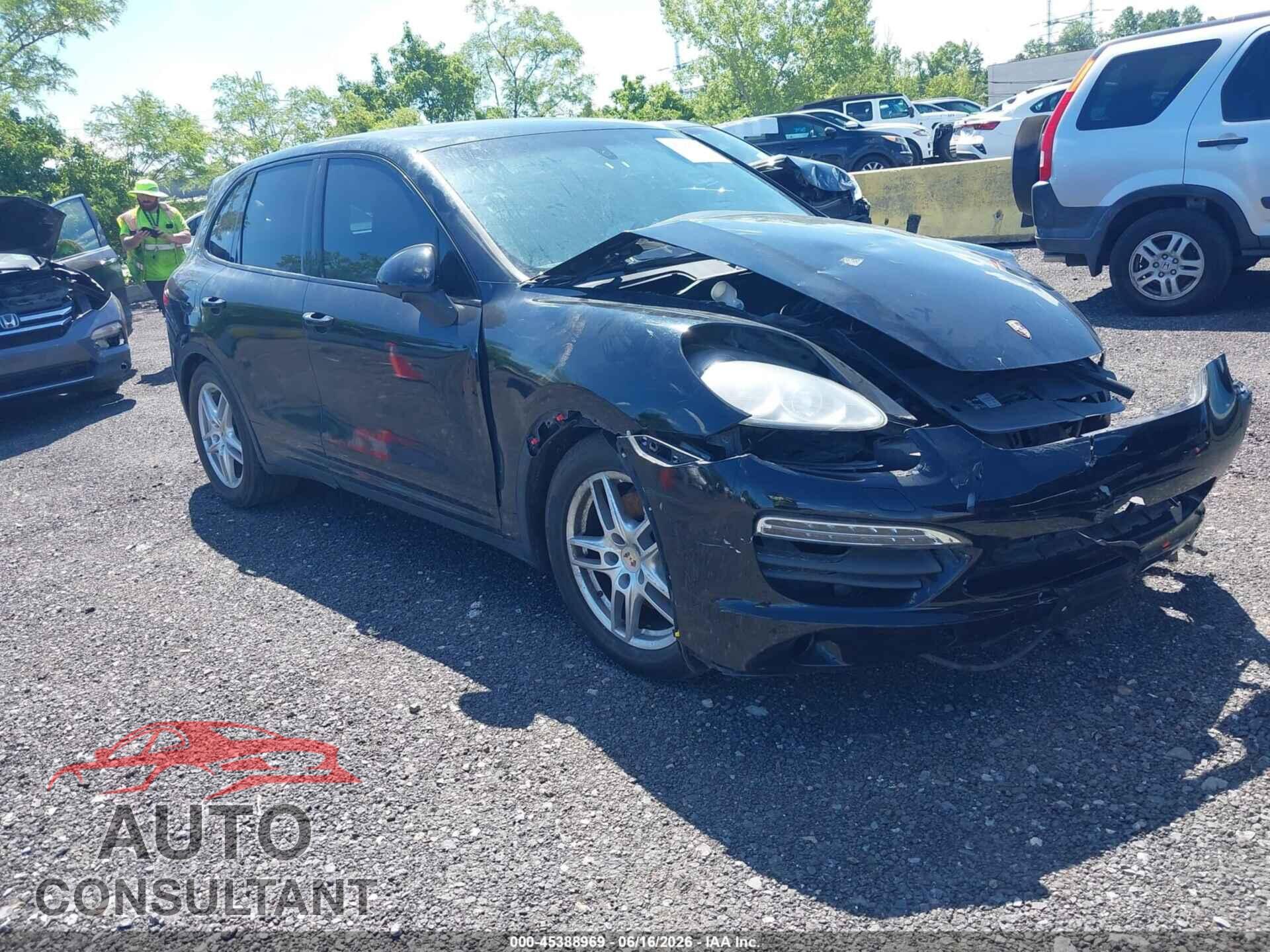 PORSCHE CAYENNE 2013 - WP1AB2A2XDLA80758