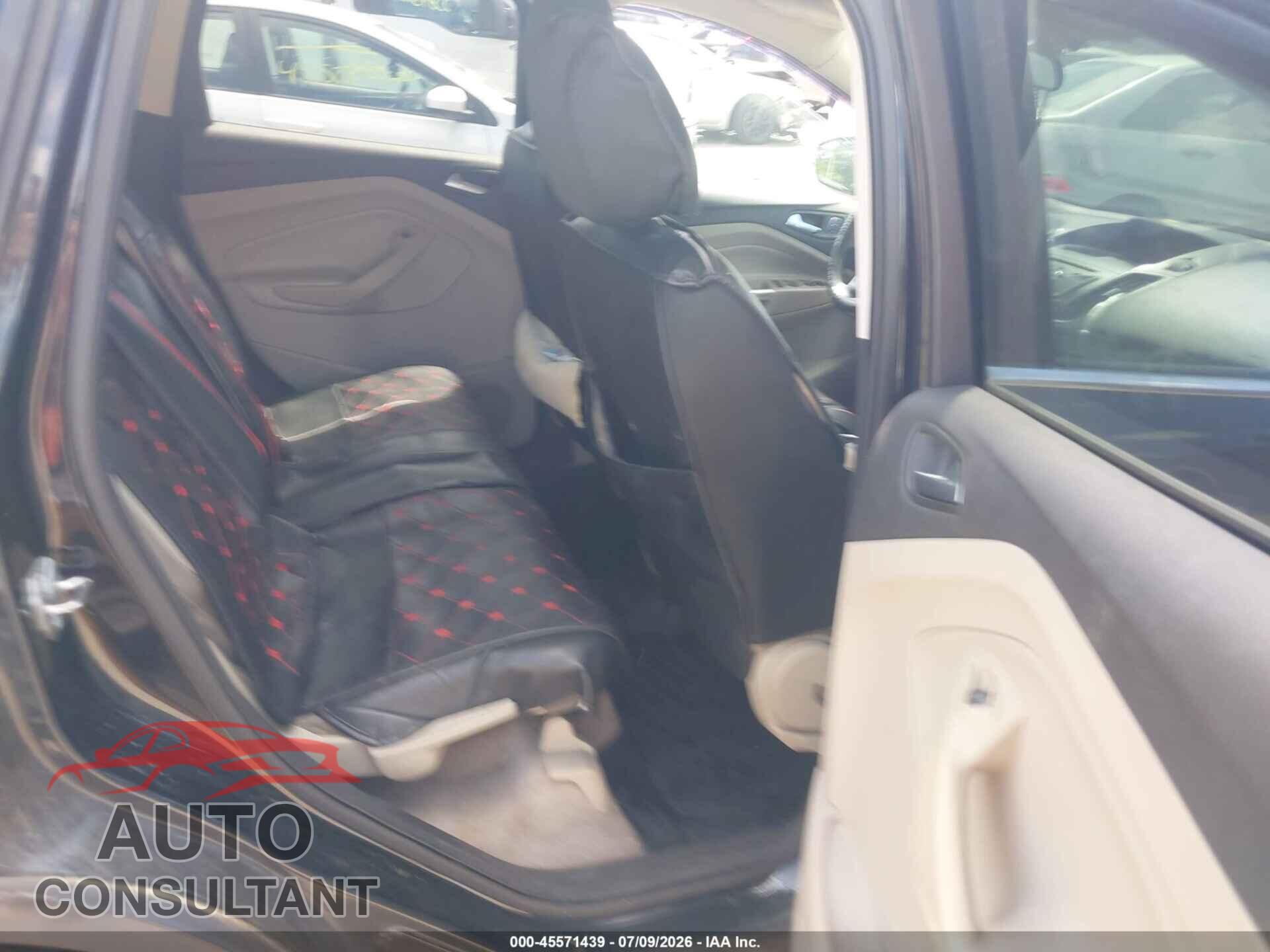 FORD ESCAPE 2014 - 1FMCU9GX3EUC69968