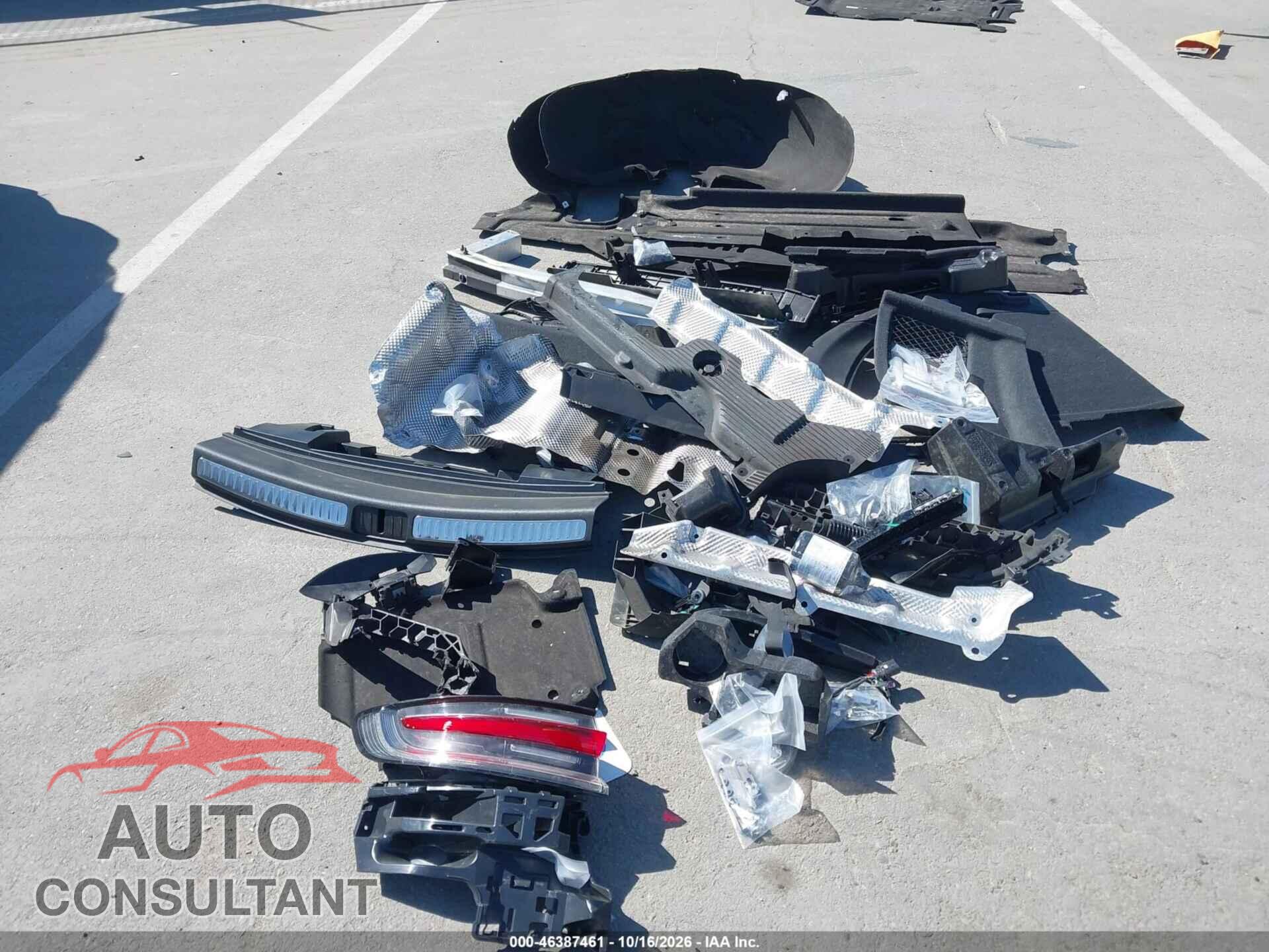 PORSCHE MACAN 2023 - WP1AA2A54PLB01847