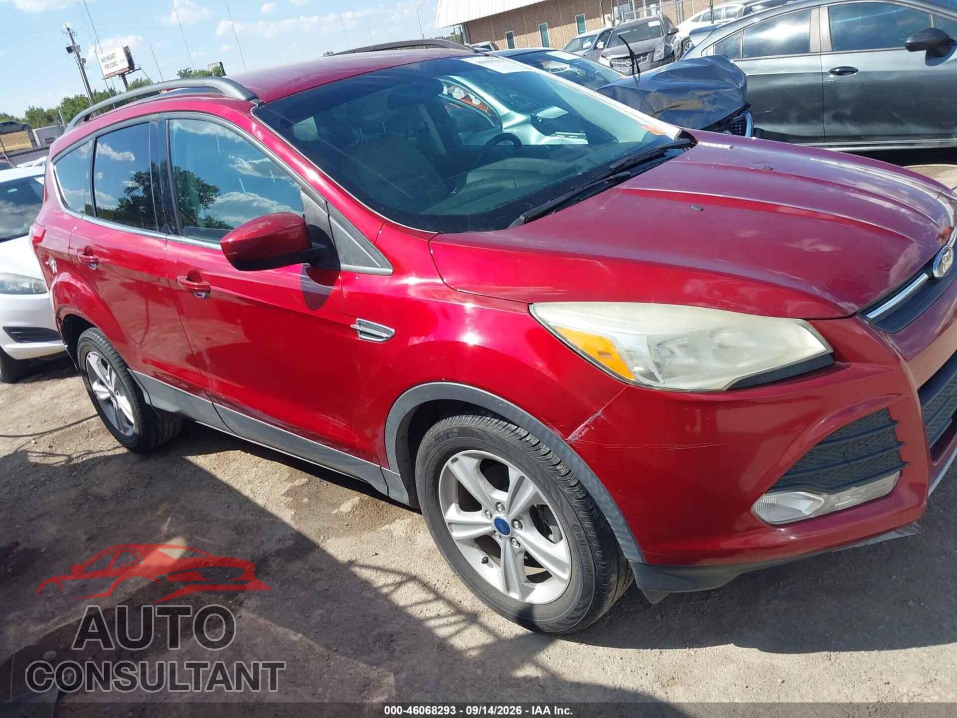 FORD ESCAPE 2014 - 1FMCU0GX4EUB00599