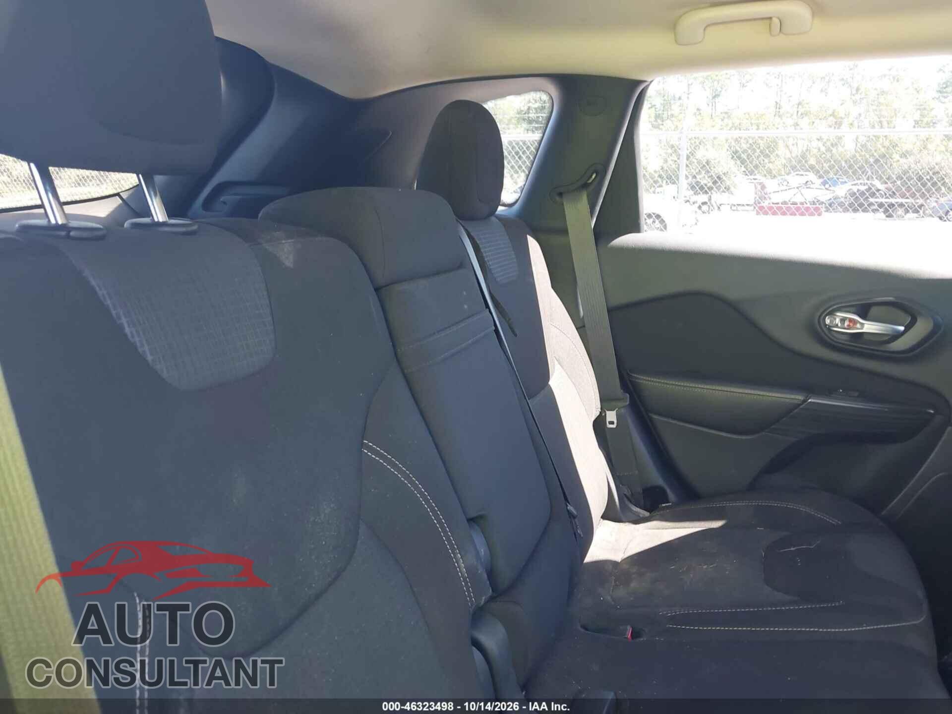 JEEP CHEROKEE 2017 - 1C4PJMCS2HW545657