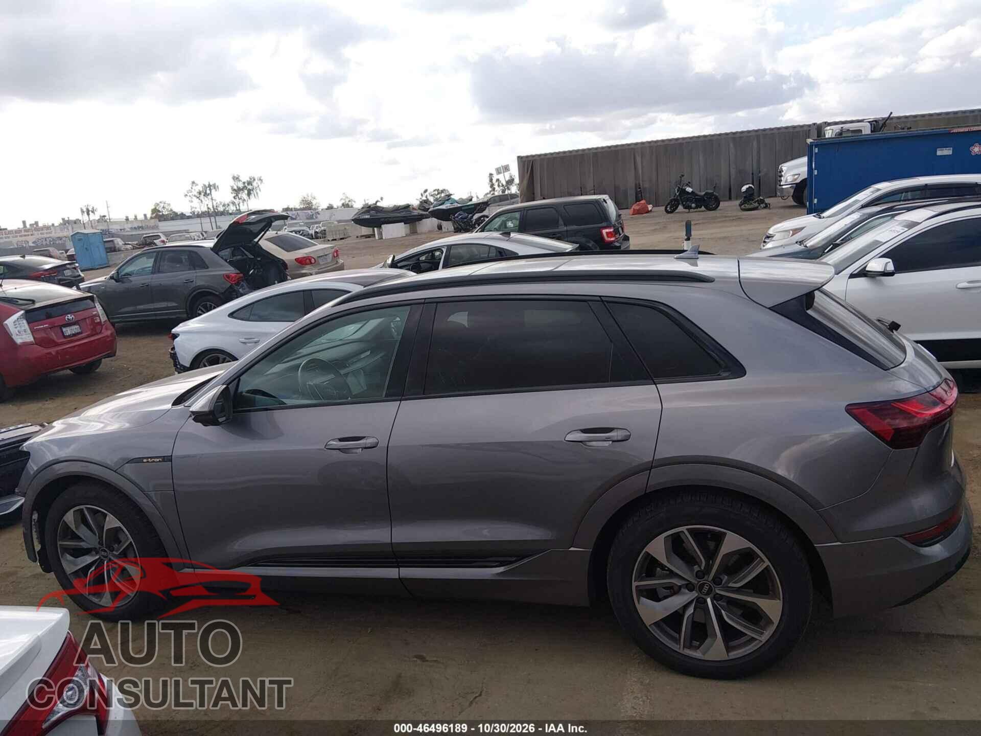 AUDI E-TRON 2021 - WA1LAAGE6MB017052