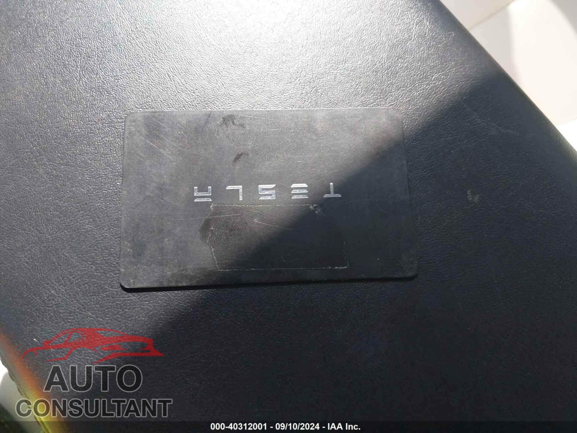 TESLA MODEL 3 2019 - 5YJ3E1EA3KF431538
