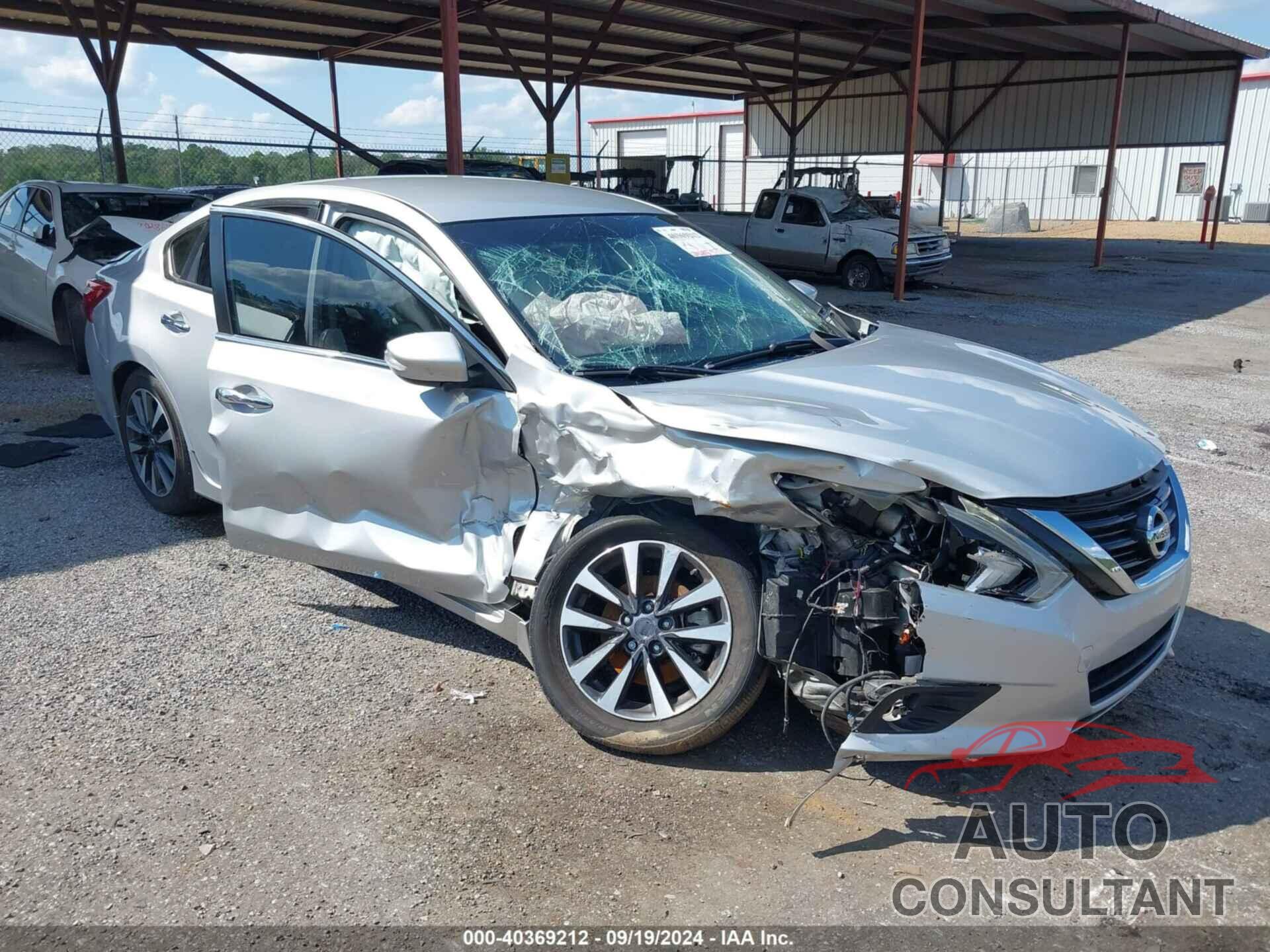 NISSAN ALTIMA 2017 - 1N4AL3APXHC131171