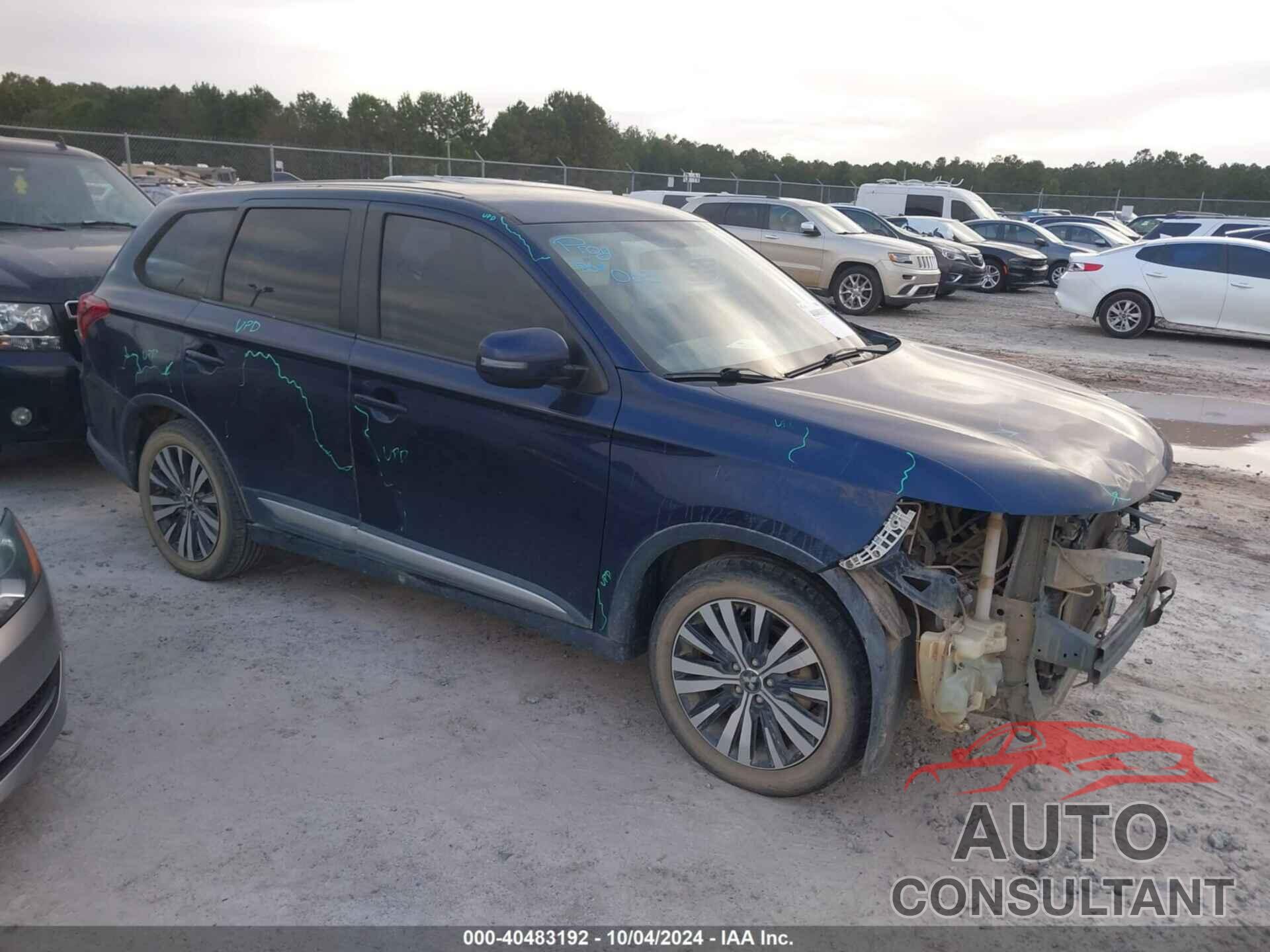 MITSUBISHI OUTLANDER 2019 - JA4AD3A39KZ030710