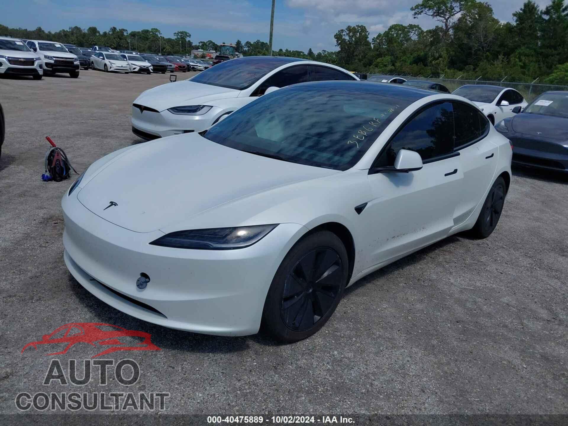 TESLA MODEL 3 2024 - 5YJ3E1EB6RF717631
