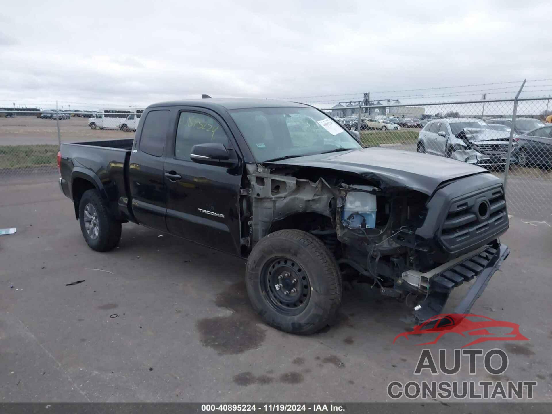 TOYOTA TACOMA 2017 - 5TFSZ5AN3HX067670