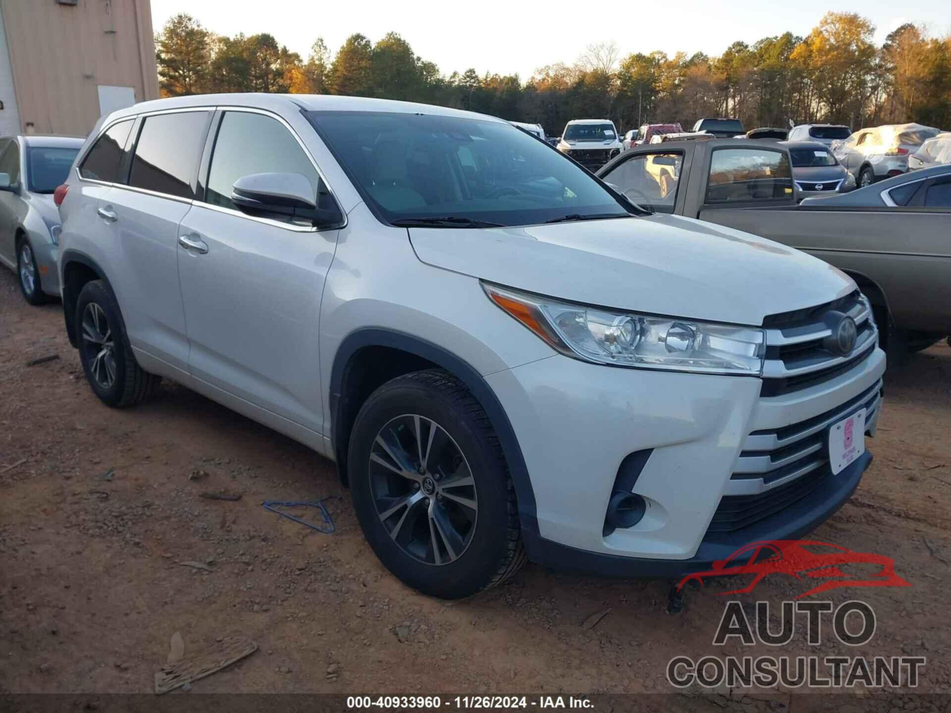 TOYOTA HIGHLANDER 2018 - 5TDBZRFH4JS835971