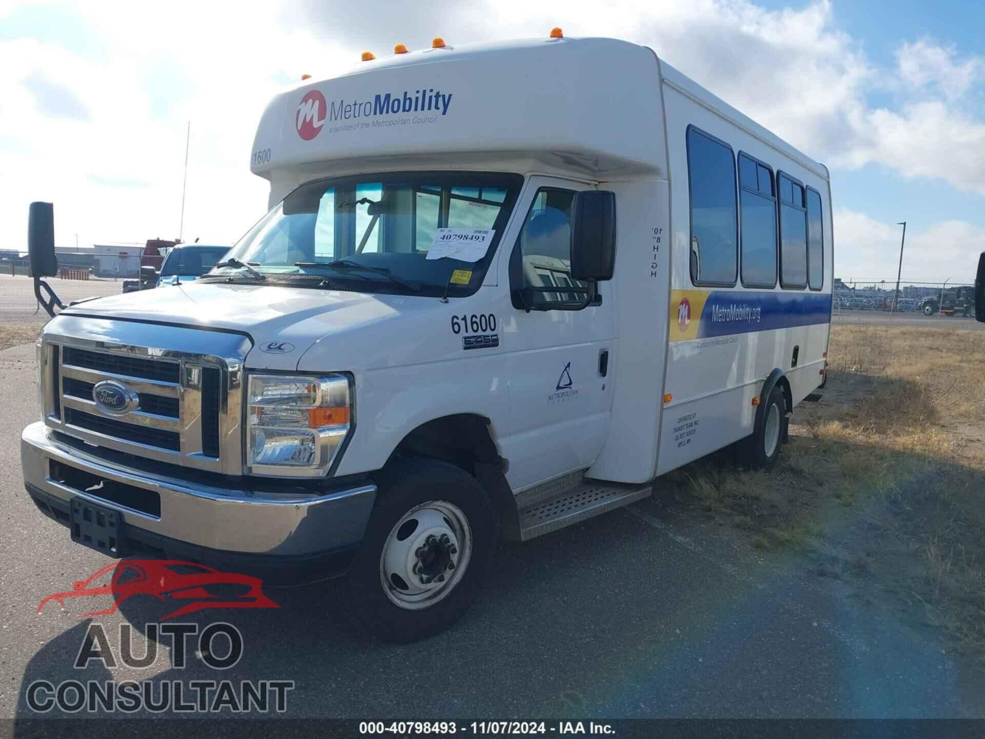 FORD E-450 CUTAWAY 2017 - 1FDFE4FS8HDC35368