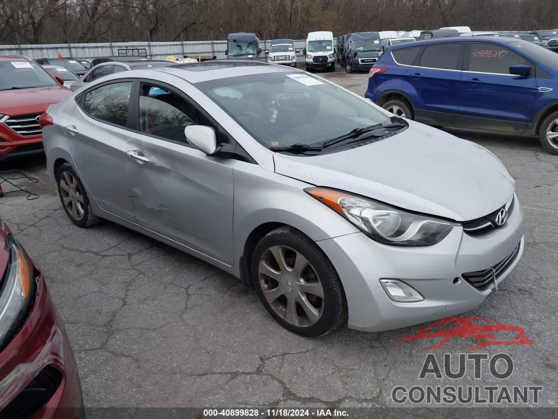 HYUNDAI ELANTRA 2013 - KMHDH4AE5DU503335