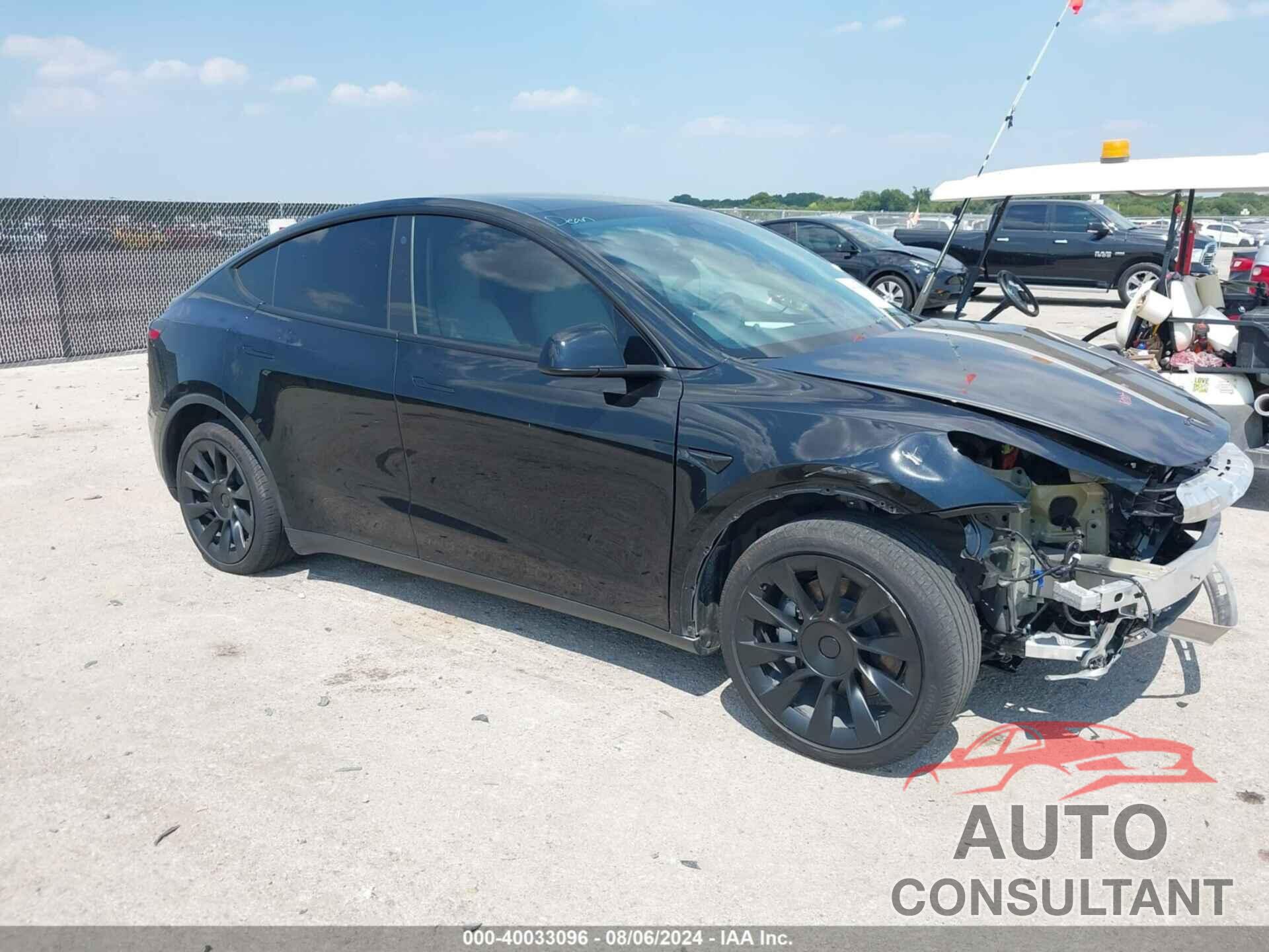 TESLA MODEL Y 2023 - 7SAYGAEE8PF602510