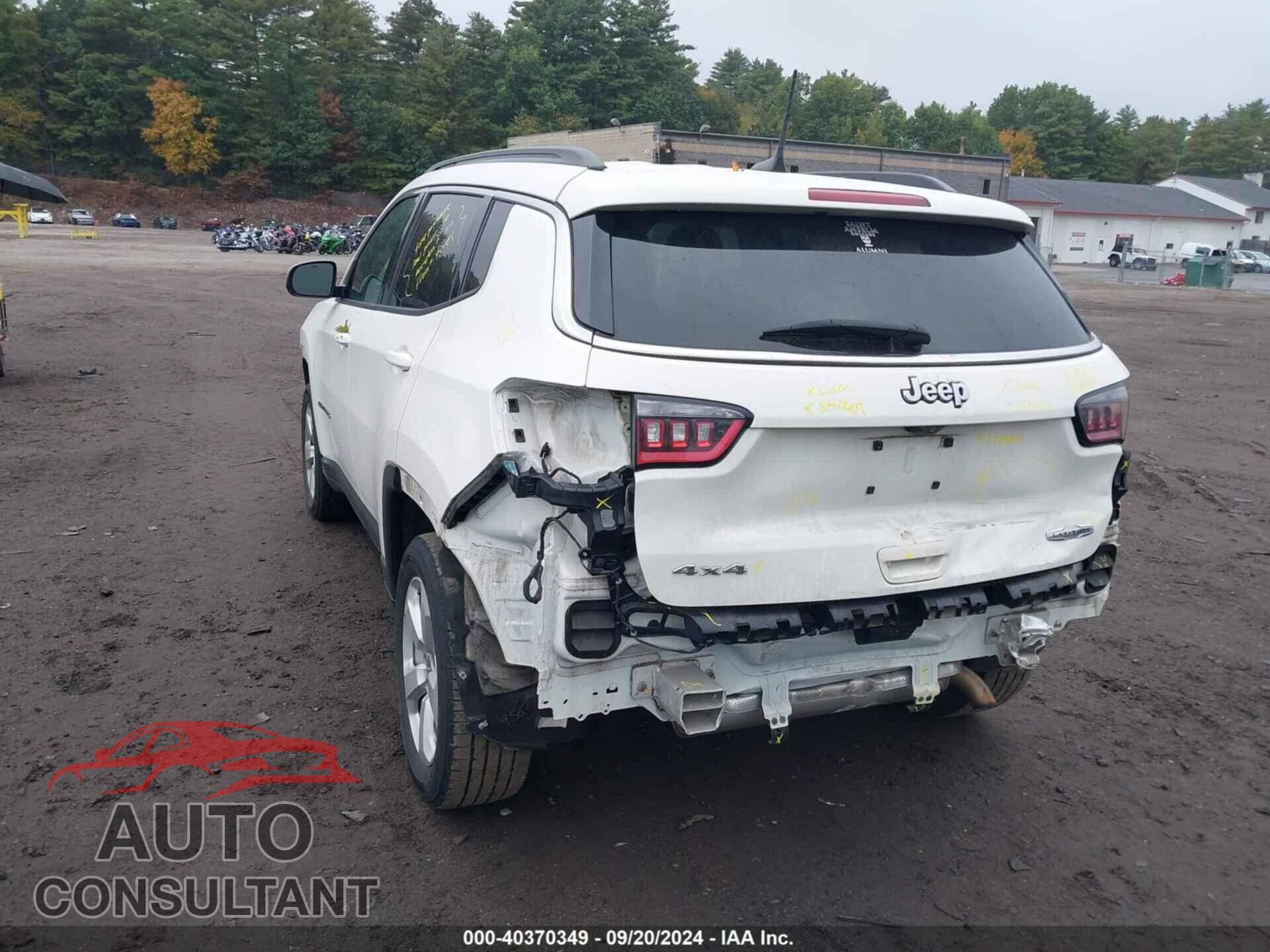 JEEP COMPASS 2018 - 3C4NJDBB3JT480628