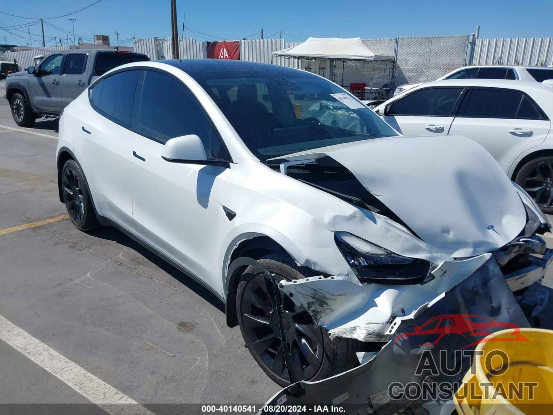 TESLA MODEL Y 2021 - 5YJYGDEE4MF074376